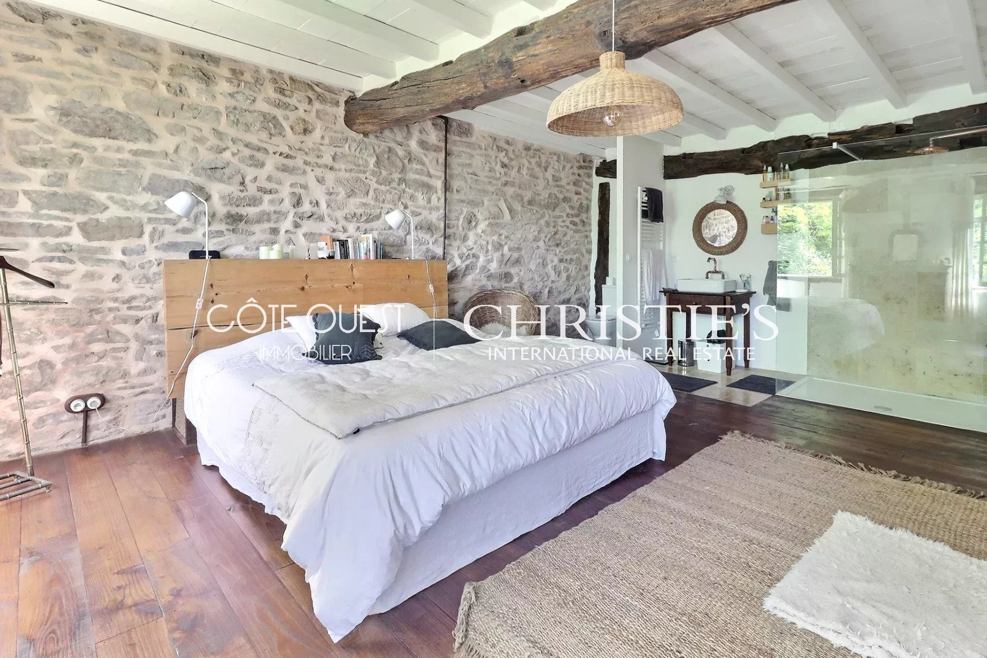 4 Bedroom Villa/Townhouse's Image 16