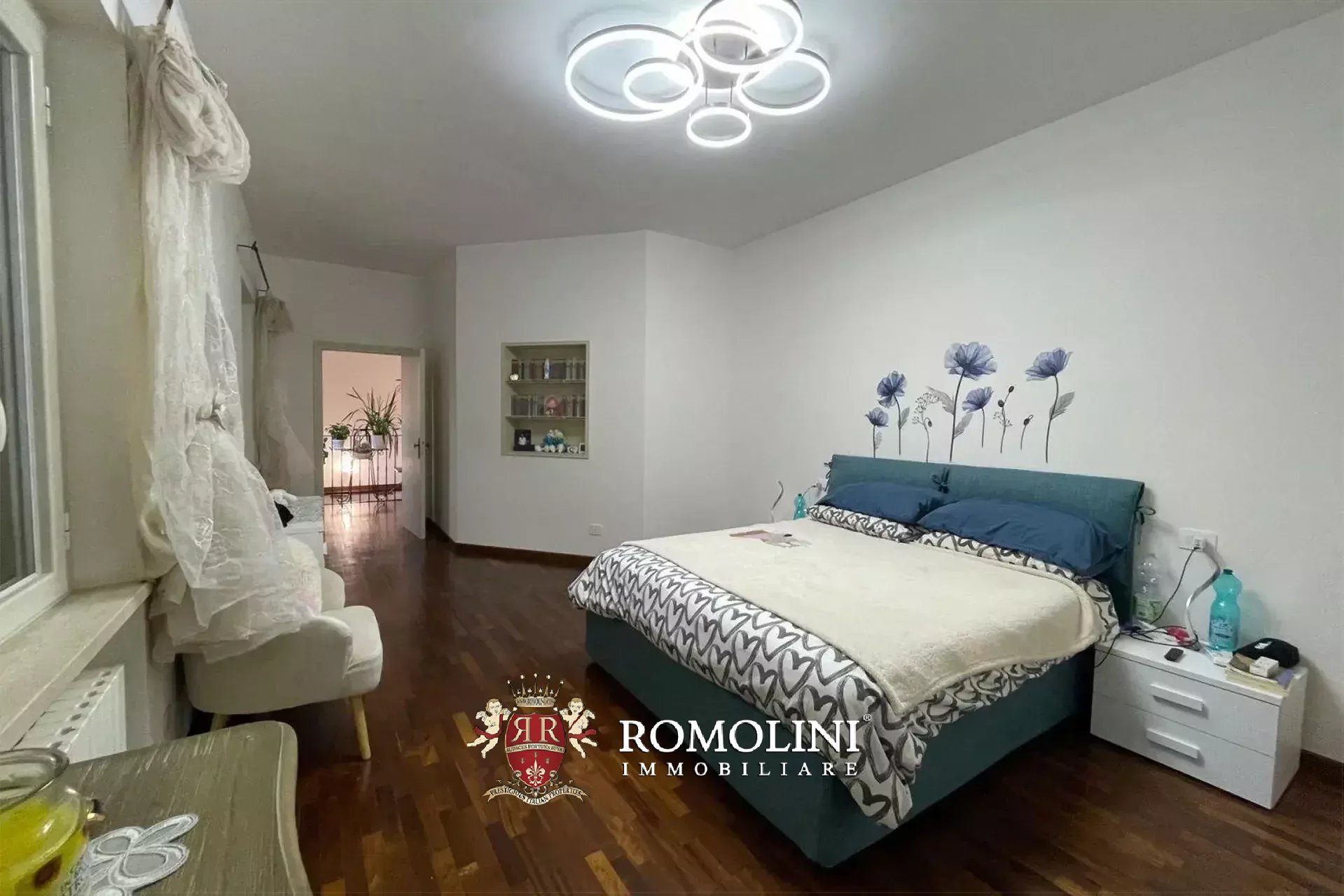 7 Bedroom Villa/Townhouse's Image 27