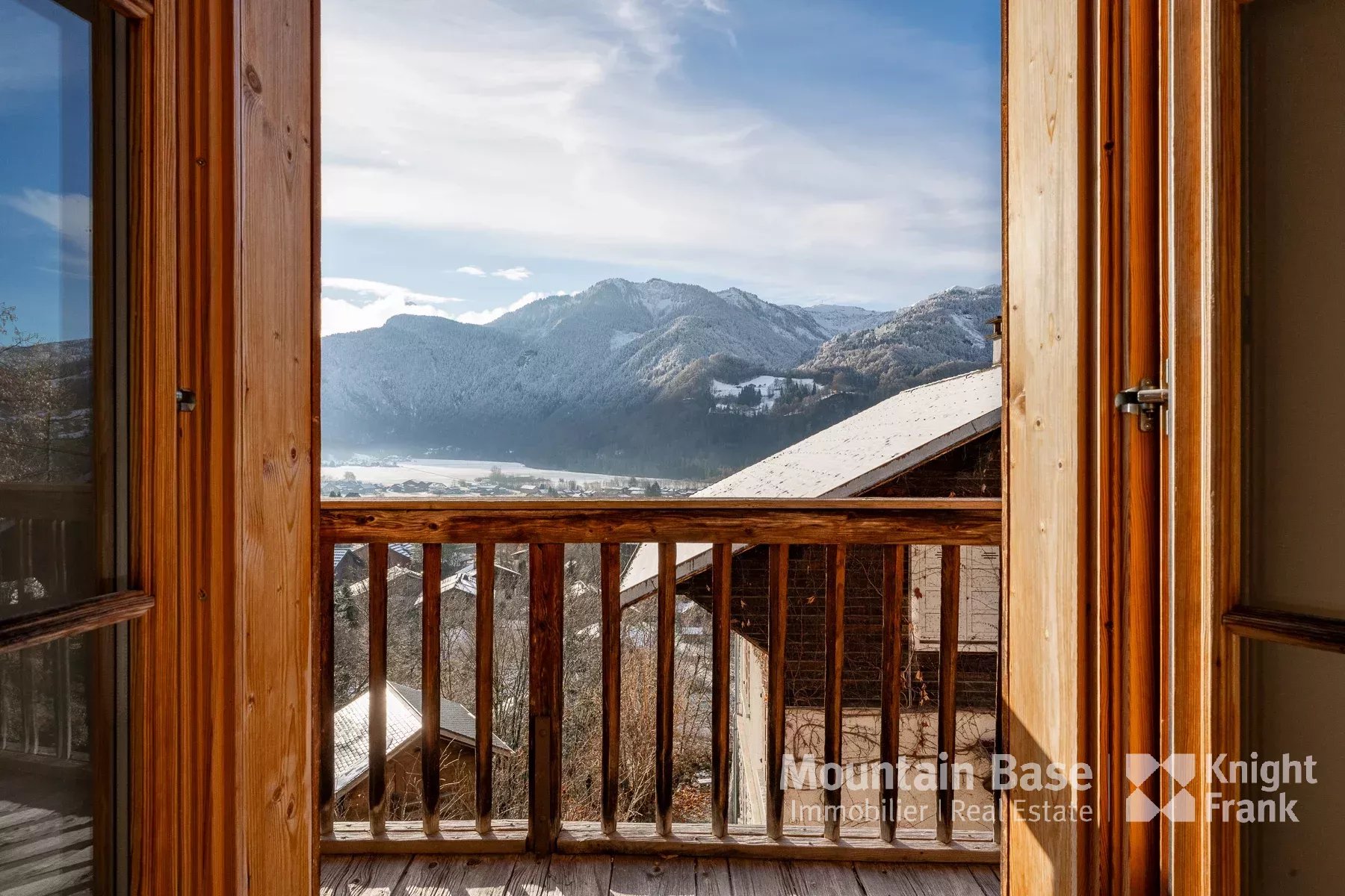 Photo of Beautiful 4 bedroom chalet in Samoëns