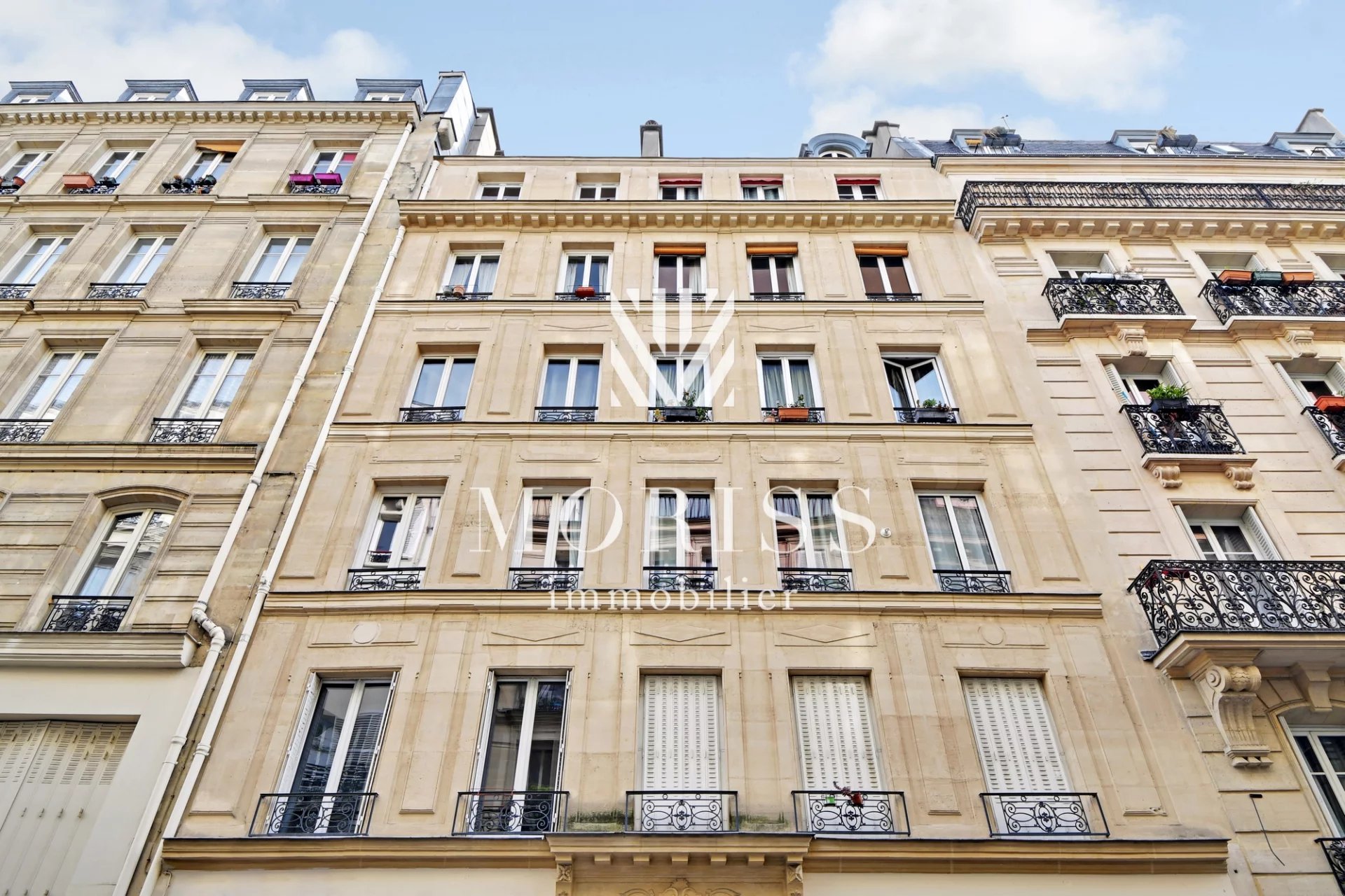 2 PIÈCES / CHARME DE L'ANCIEN / ABBESSES - Image 1