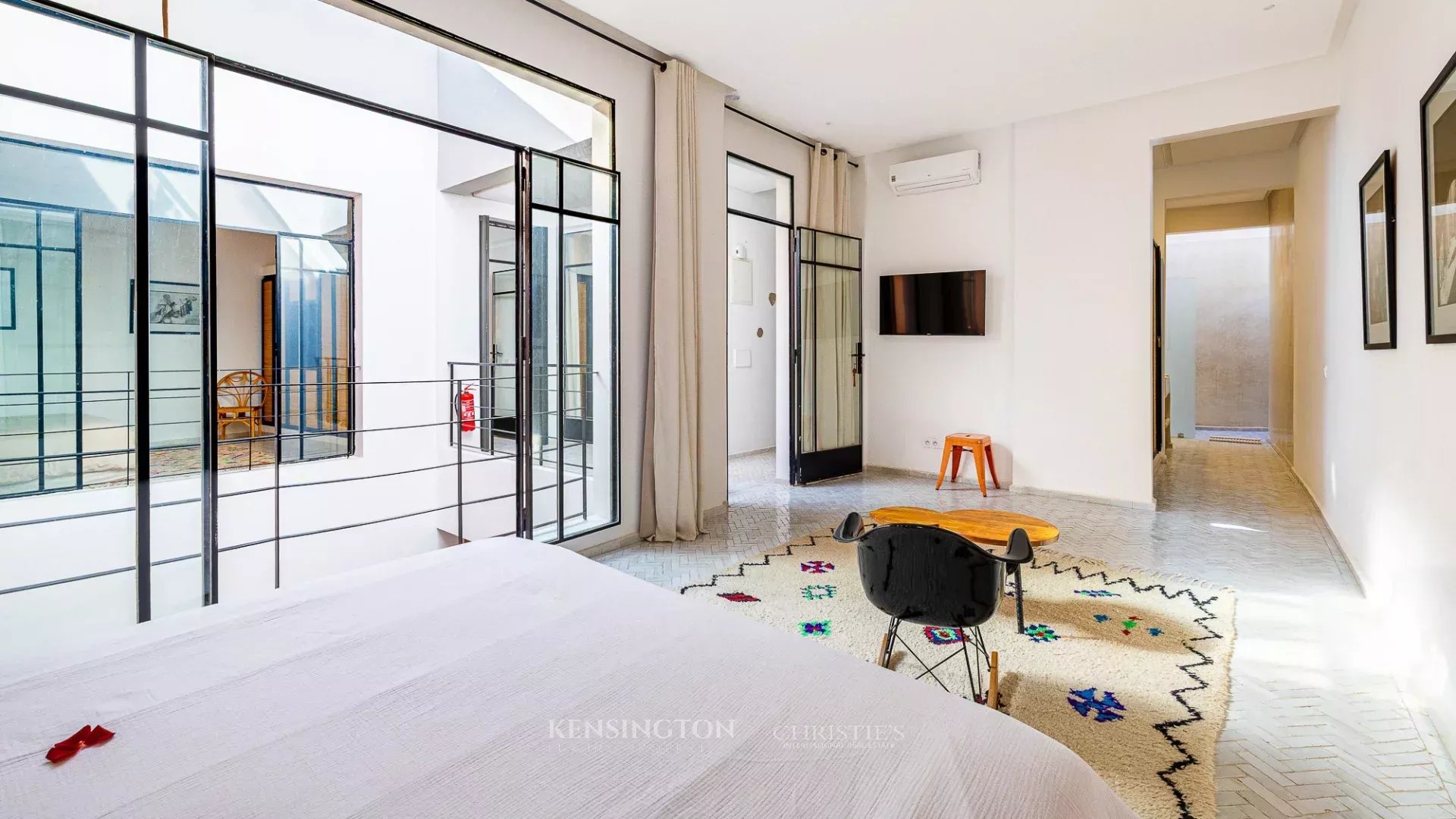 4 Bedroom Villa/Townhouse's Image 9
