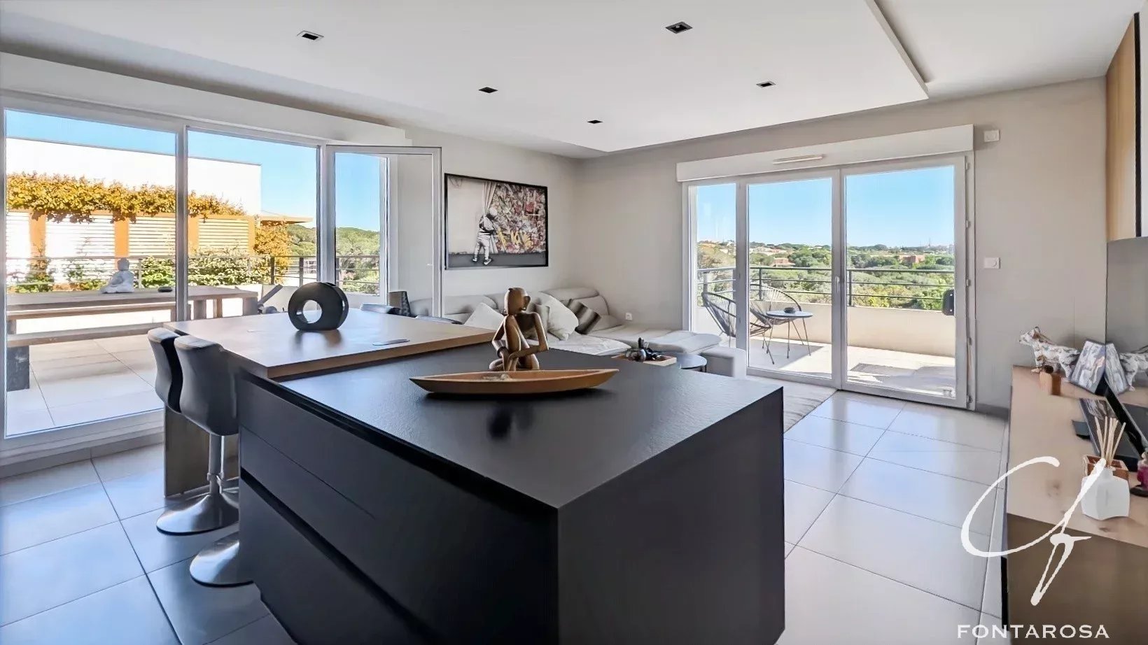 Agence immobilière de 