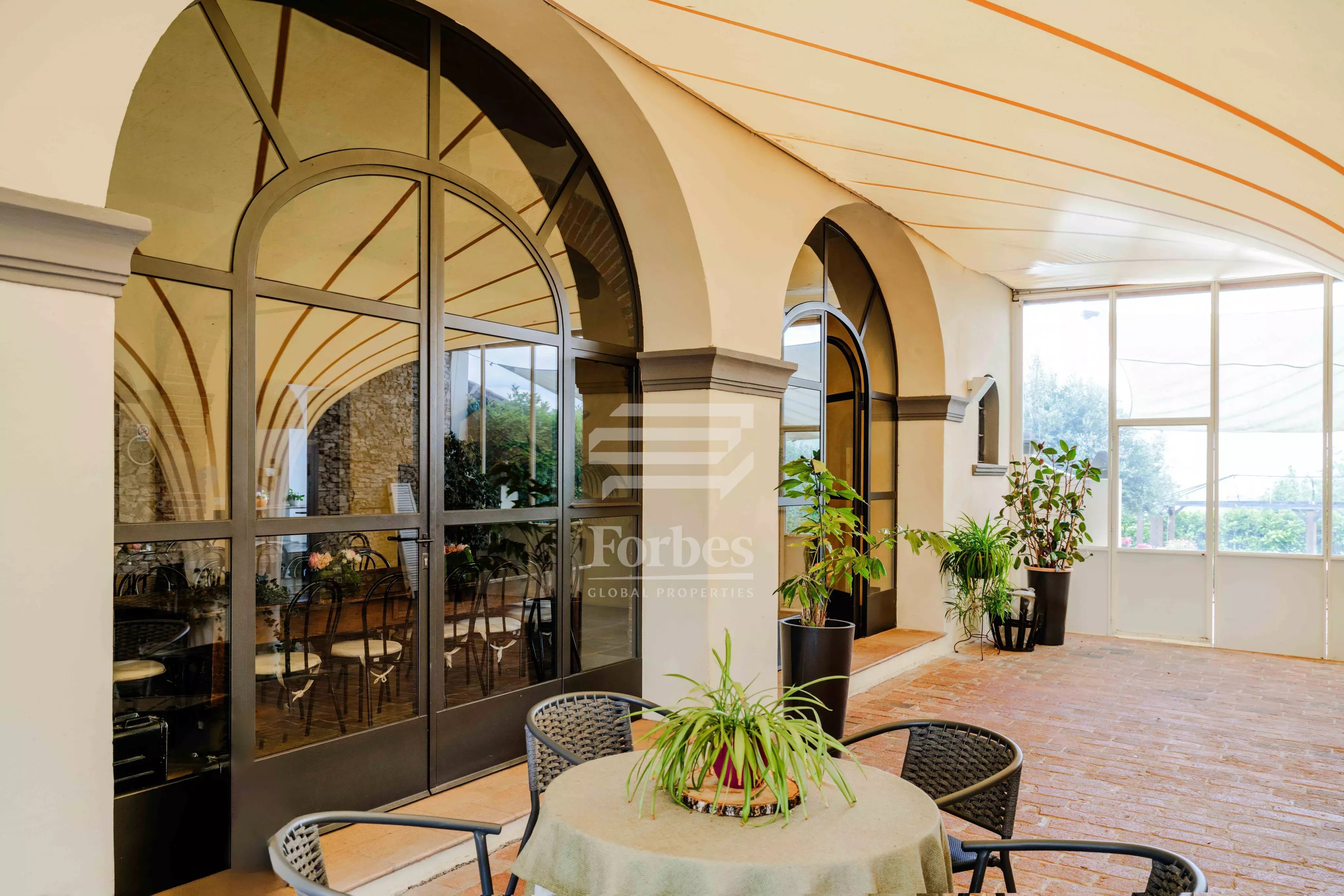 Farmhouse for sale in Tuscany, just minutes from Florence