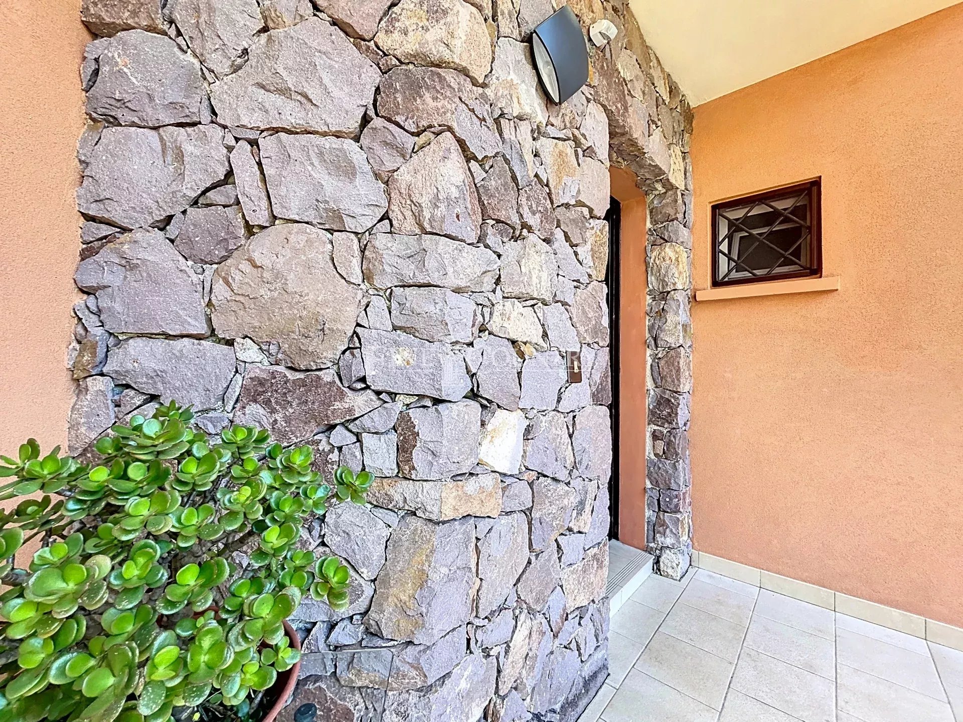 Photo of Villa for sale in Mandelieu in private domain with partial sea view