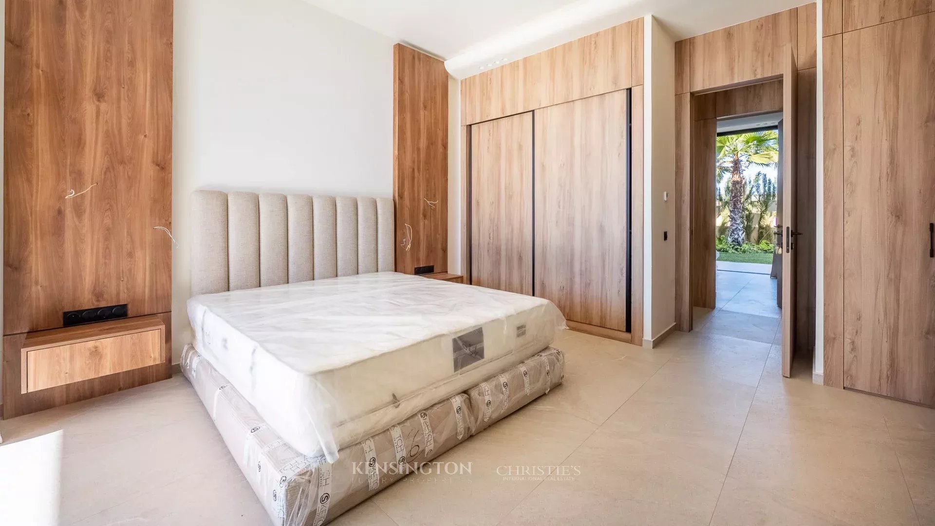 4 Bedroom Villa/Townhouse's Image 11