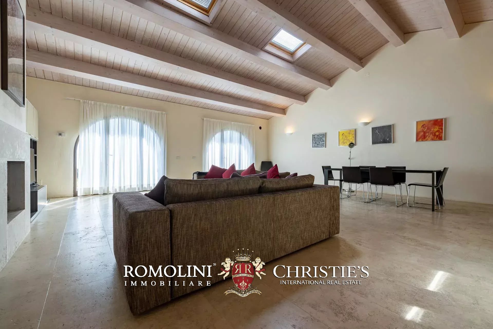 LUXUSANLAGE MIT 19 WOHNUNGEN IN DER TOSKANA, VAL D'ORCIA