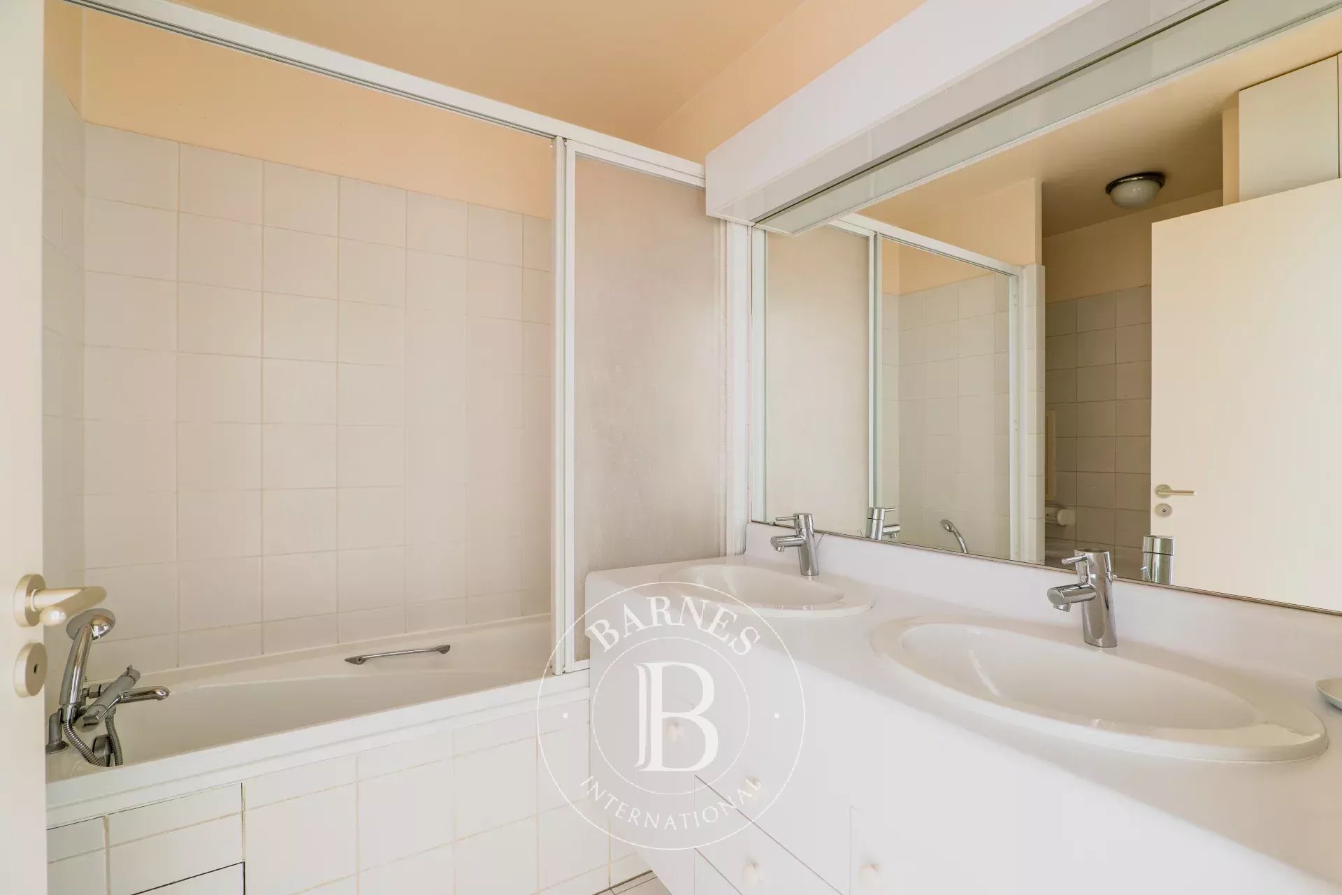 Daire Paris 7ème - picture 8