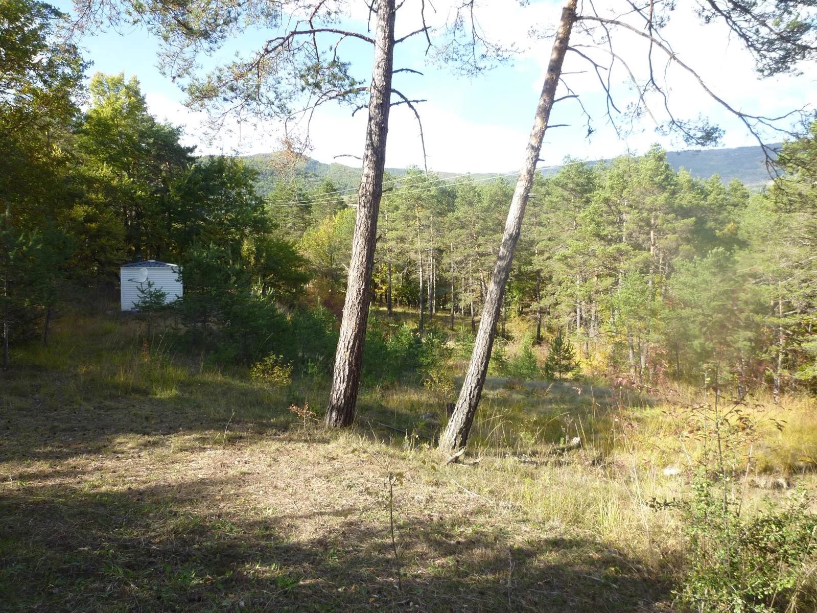 Terrain constructible 2075 m²