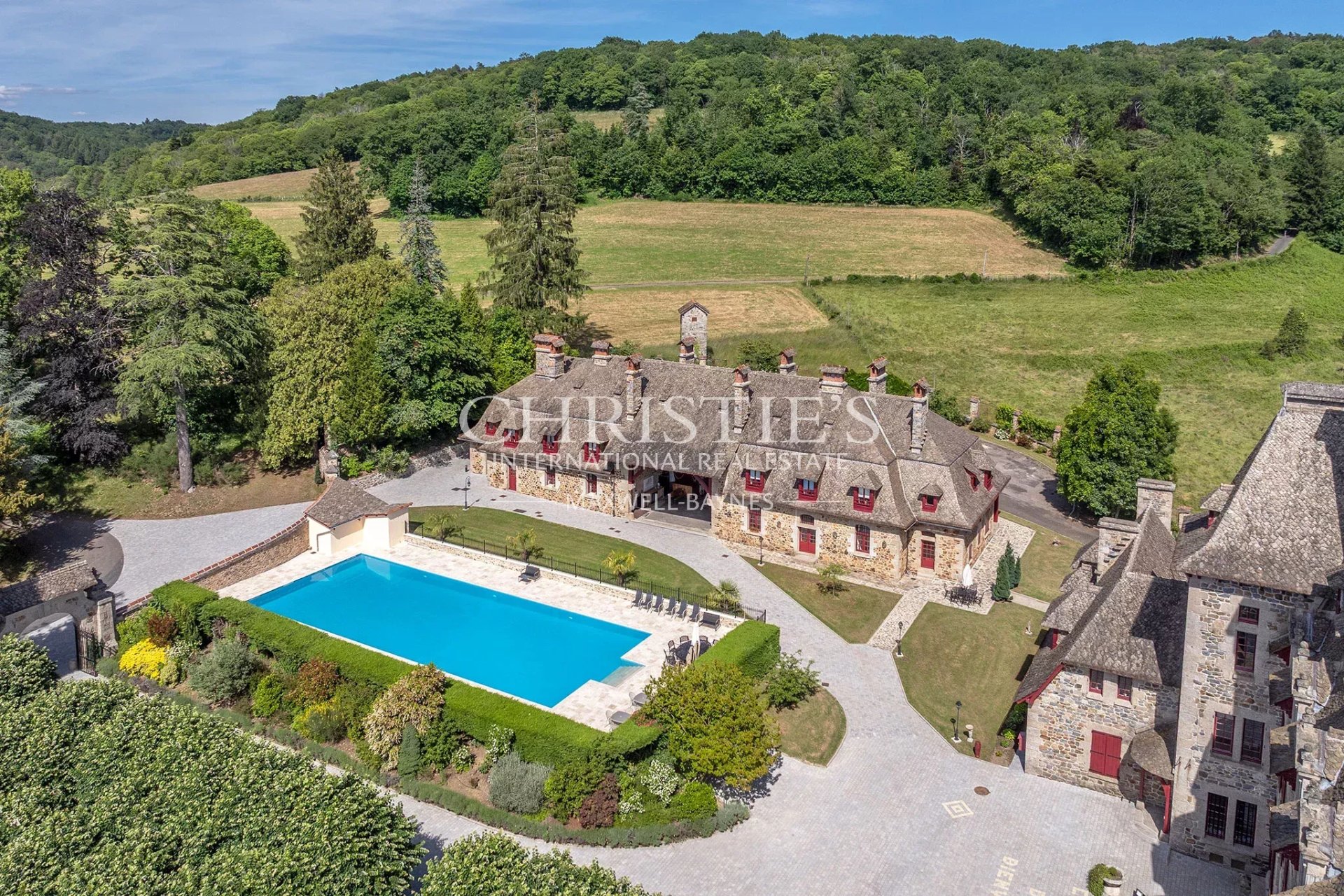 38 Bedroom Chateau's Image 116