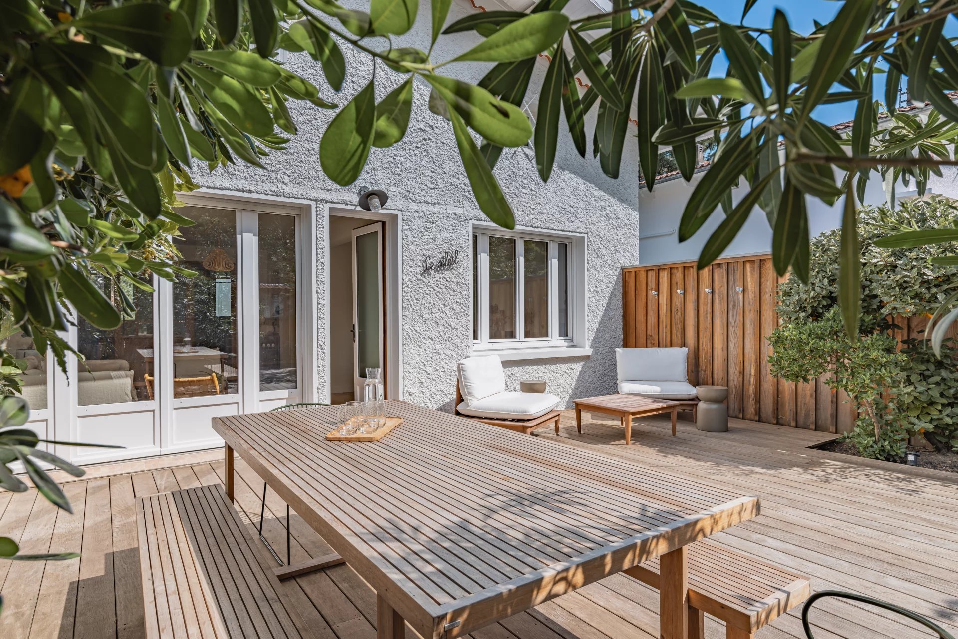 PYLA-SUR-MER – CERCLE DE VOILE NEIGHBOURHOOD: 5-BEDROOM VILLA WITHIN WALKING DISTANCE OF THE BEACH