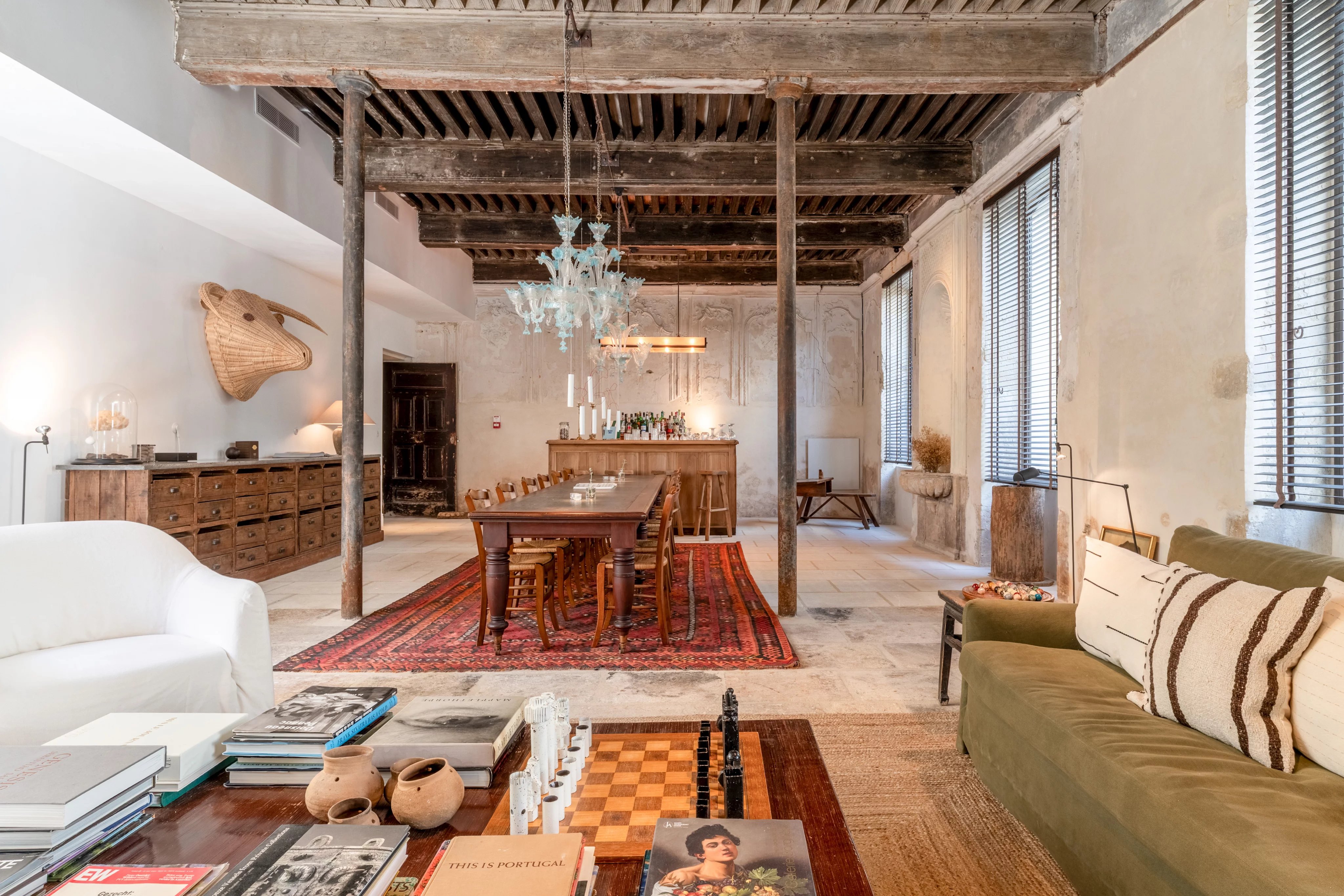 A charming and prestigious townhouse in the village center