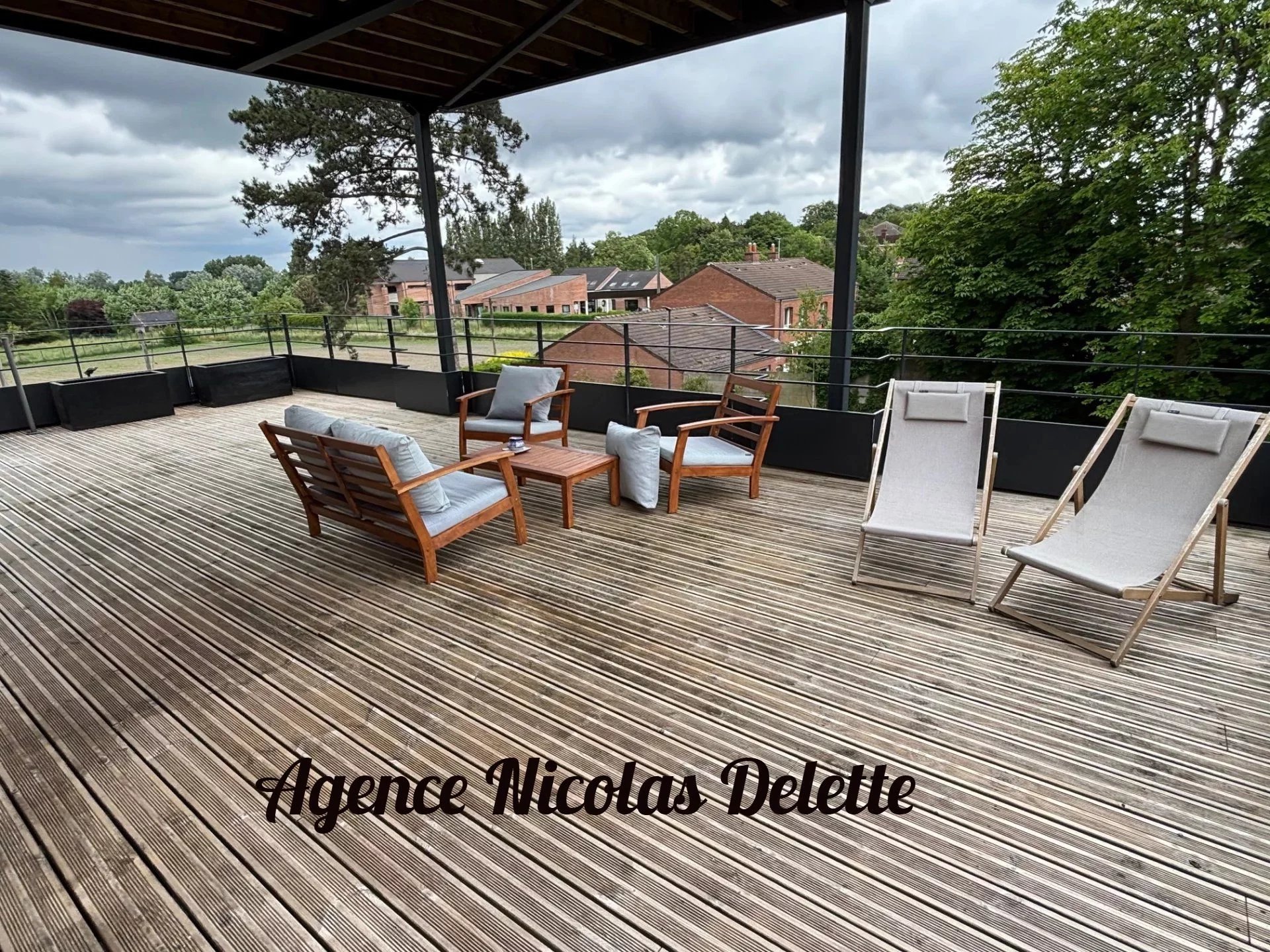 Agence immobilière de 