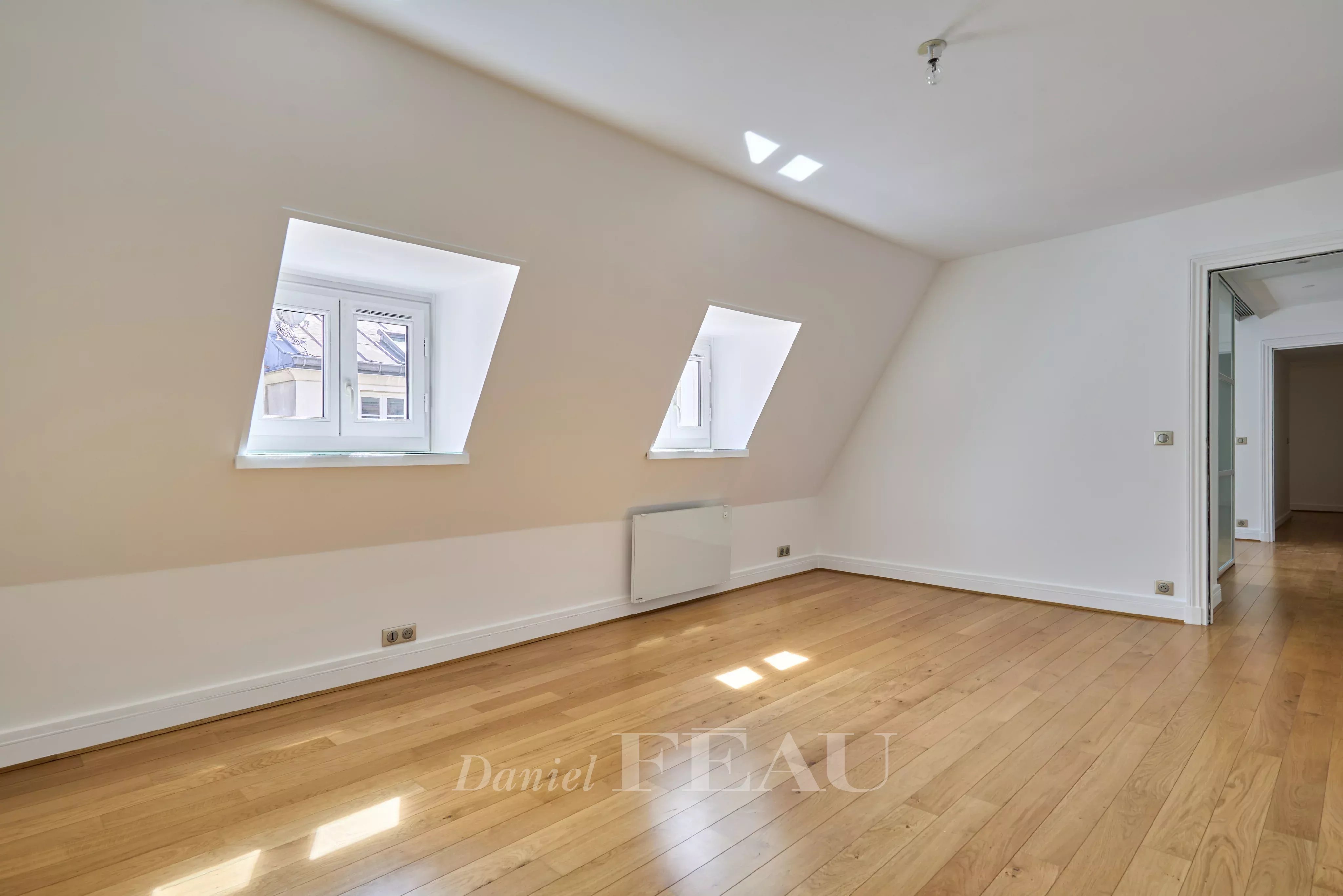 Location Appartement Paris 8ème