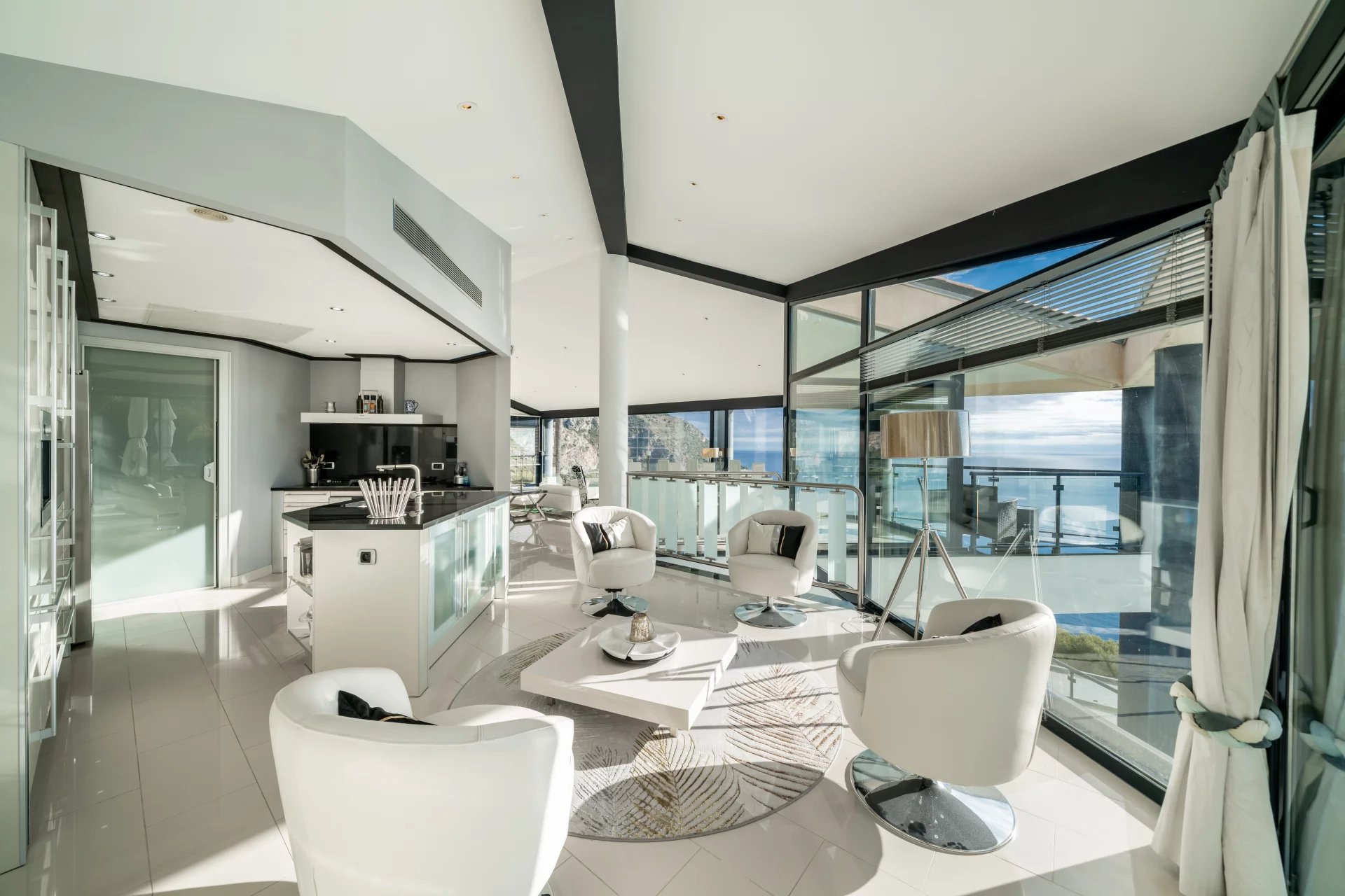 Exceptional Contemporary Villa with Panoramic Sea Views