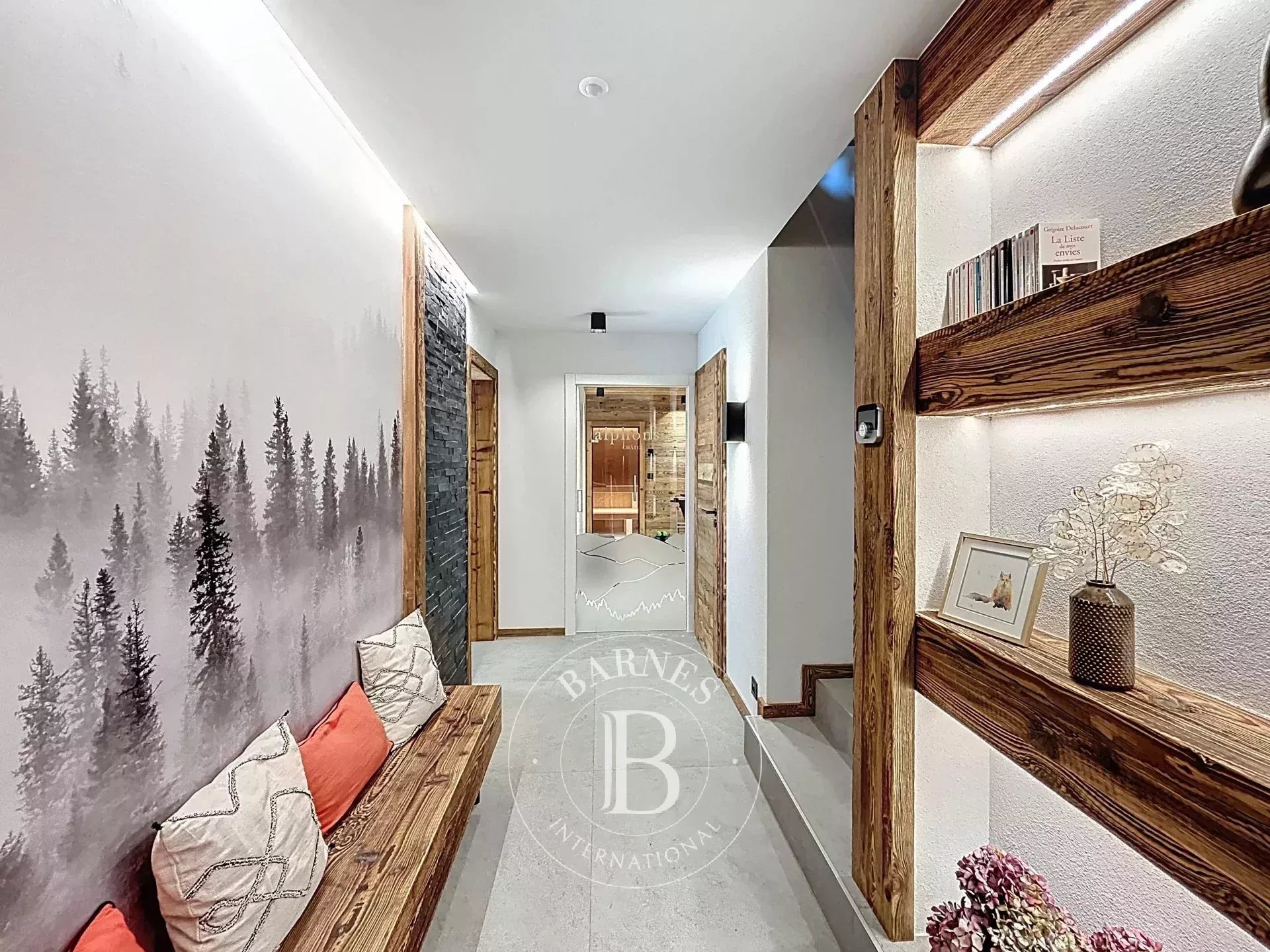 Photo of Châtel – Exceptional Chalet – 230 sqm – Sleeps 10 – Spa, Sauna & Stunning Views
