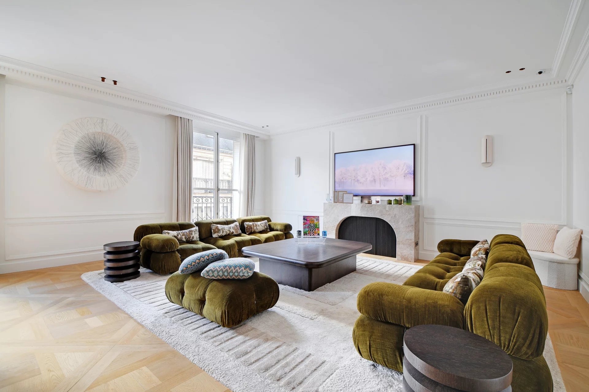 APPARTEMENT 5 PIÈCES - BALCON - PLACE MEXICO - 7506 PARIS - Image 1