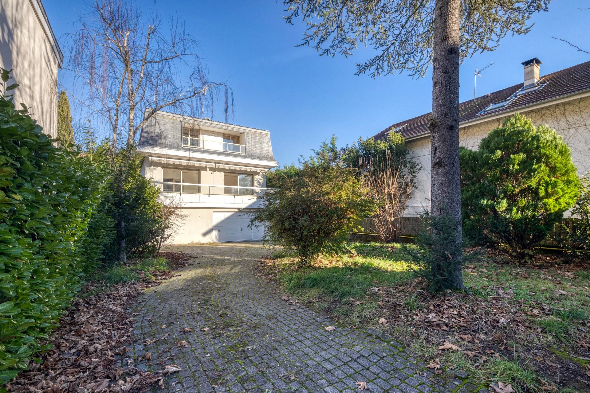 Agence immobilière de 