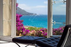 An exceptional property in a listed building – Belle Époque elegance, sea views and private access to the coast — photo 3 of 7