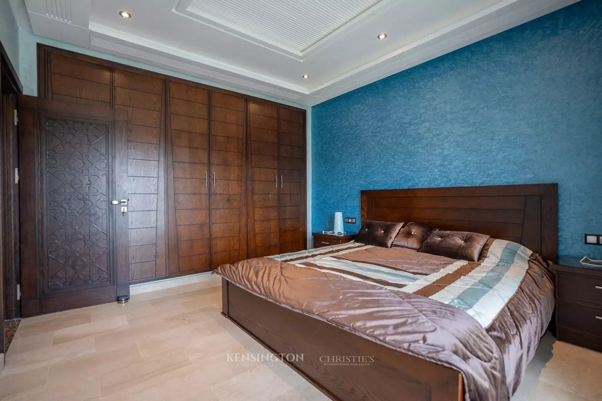 6 Bedroom Villa/Townhouse's Image 17
