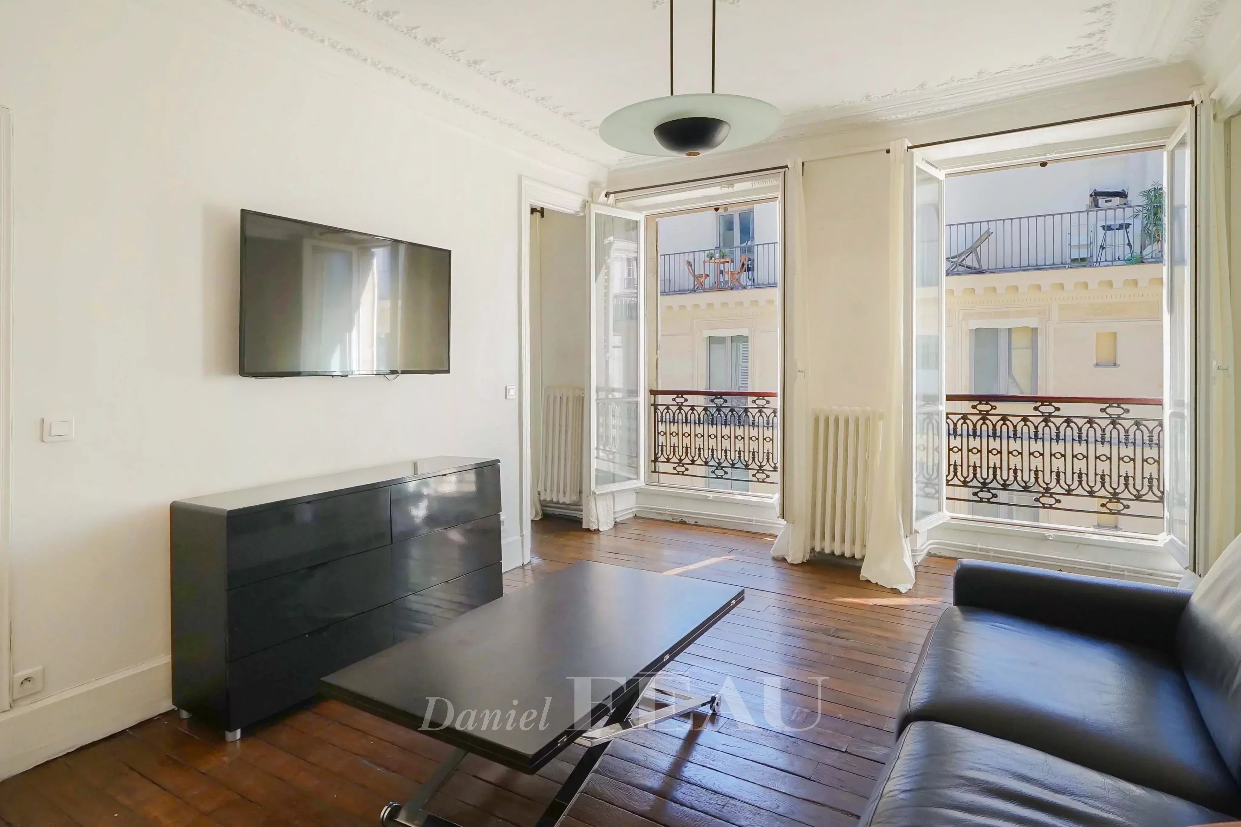 Sale Apartment Paris 16th