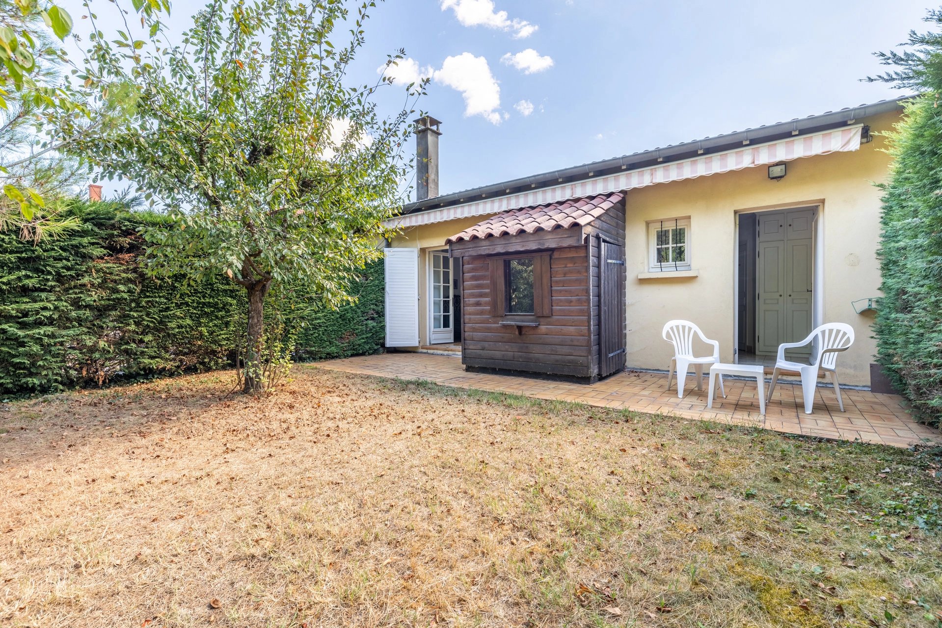 Appartement de 138 m² dans un château à Lissieu