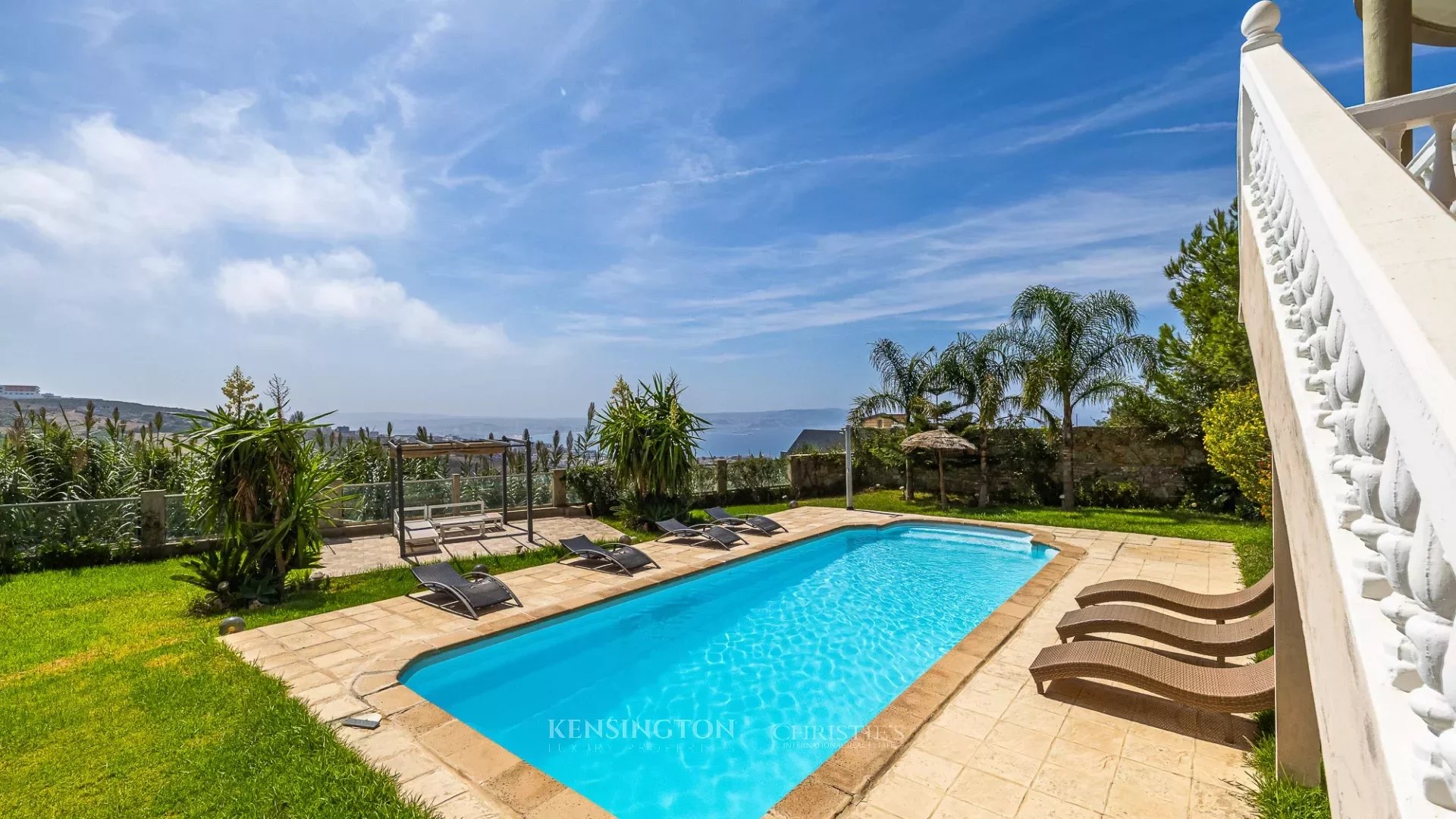7 Bedroom Villa/Townhouse's Image 34