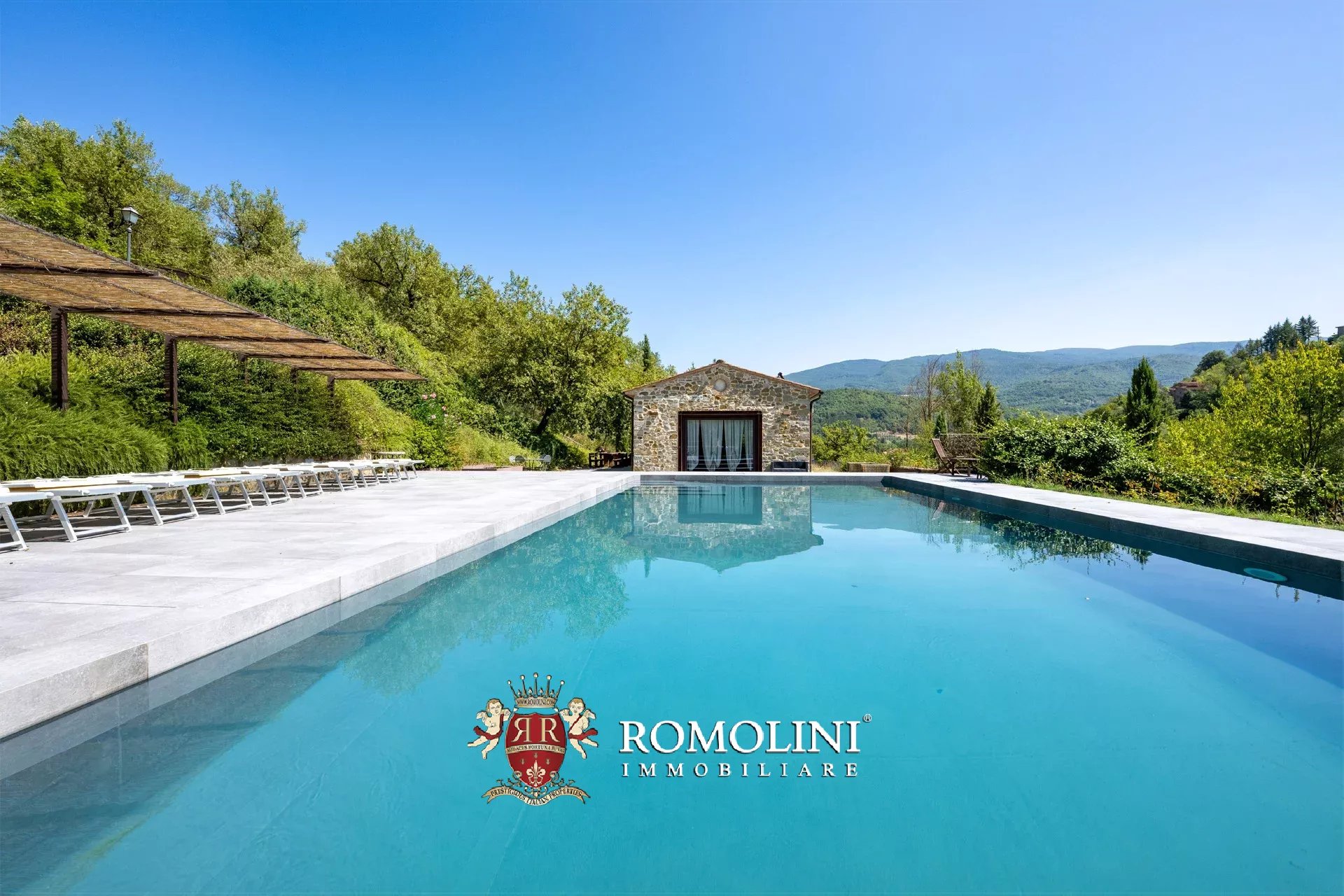 6 Bedroom Villa/Townhouse's Image 28