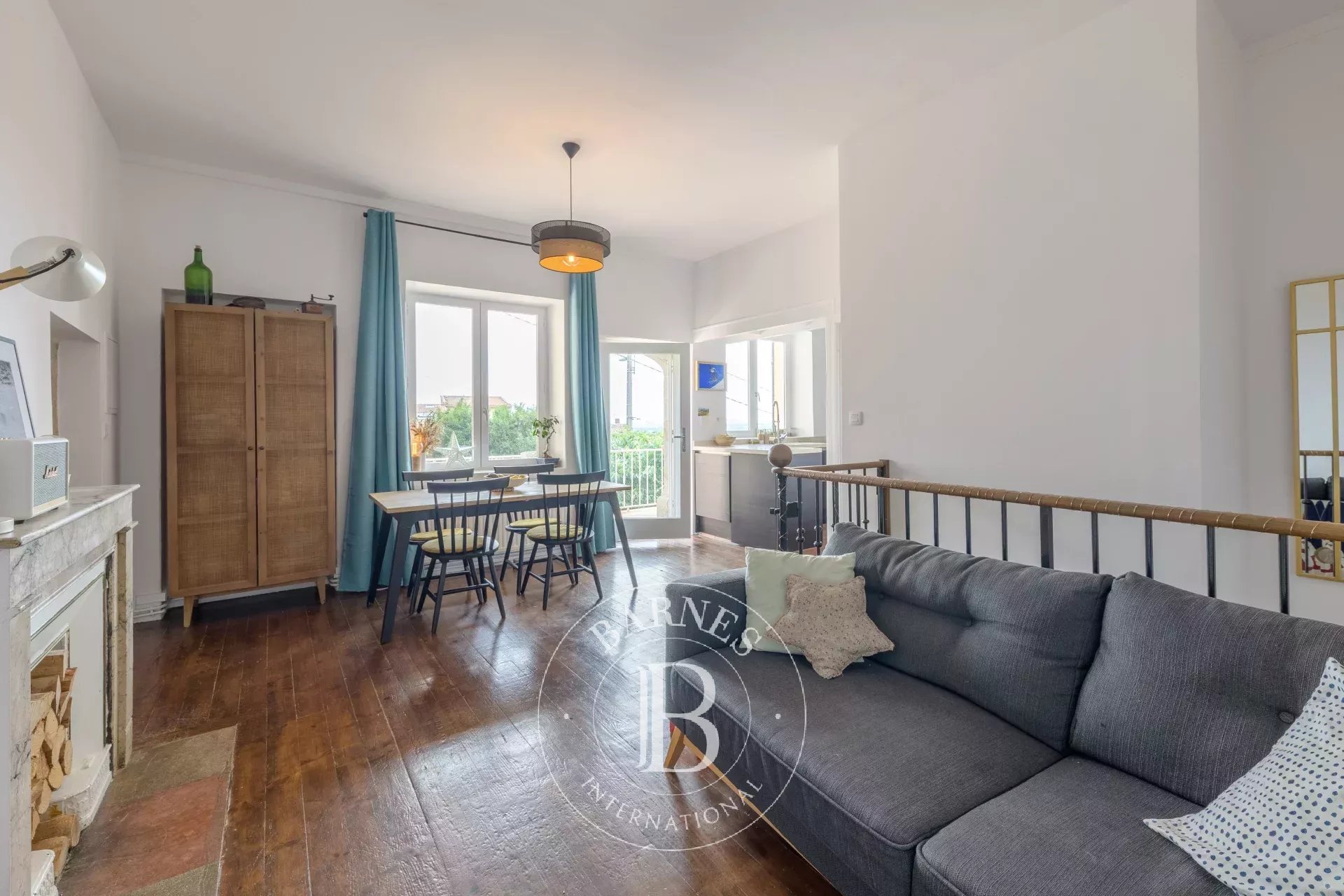 Daire Saint-Cyr-au-Mont-d'Or - picture 4