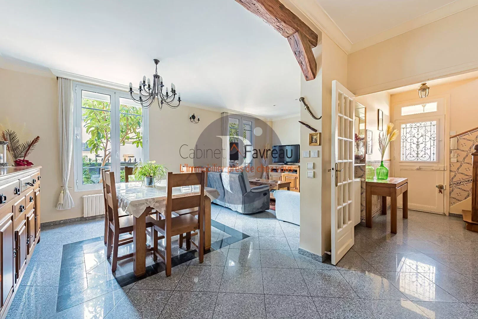 vente-maison-12-pieces-lhay-les-roses-86773525