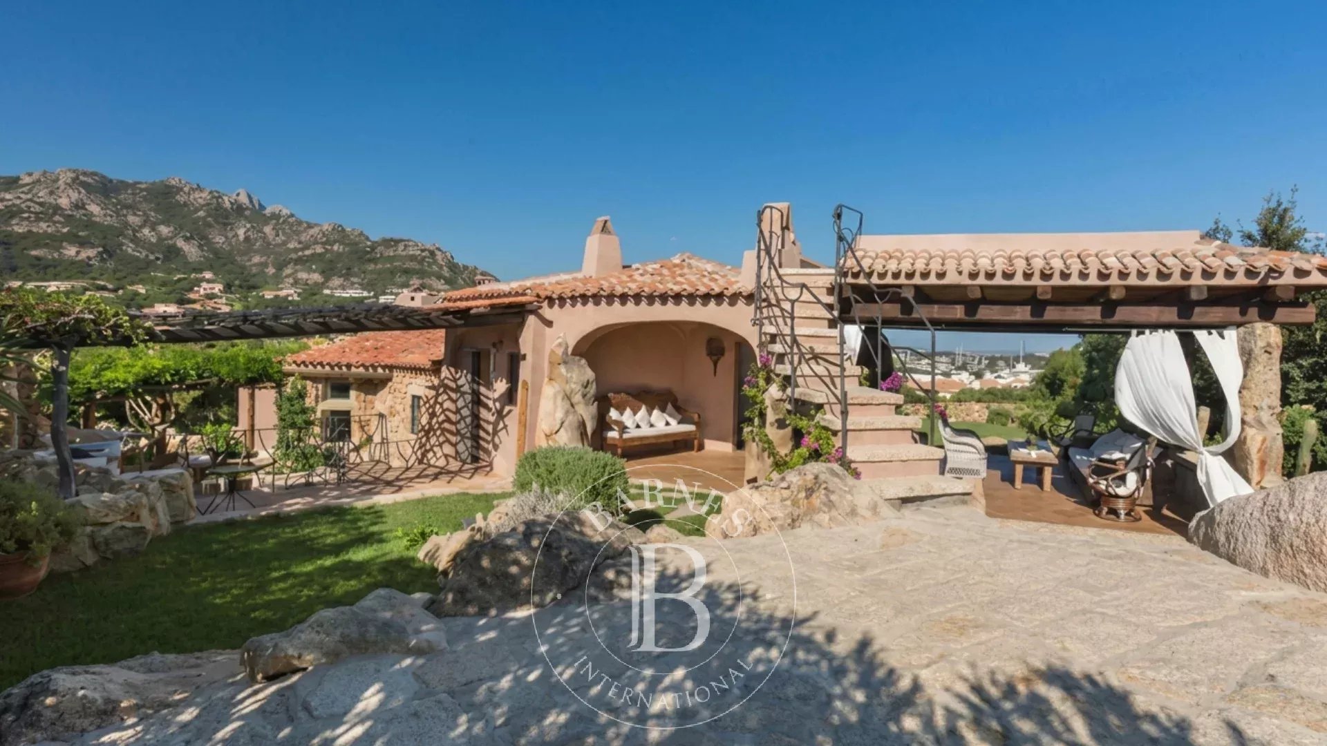 Villa Porto Cervo  -  ref 87119640 (picture 3)