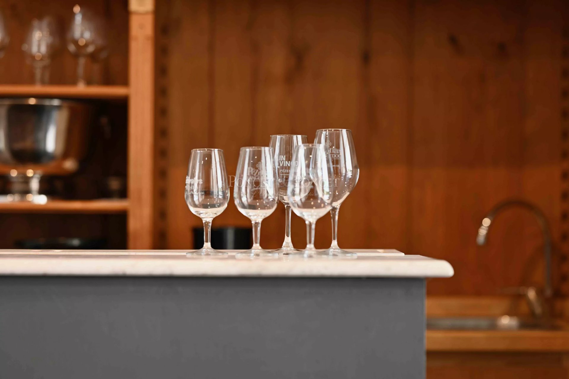 3 Bedroom Vineyard's Image 12