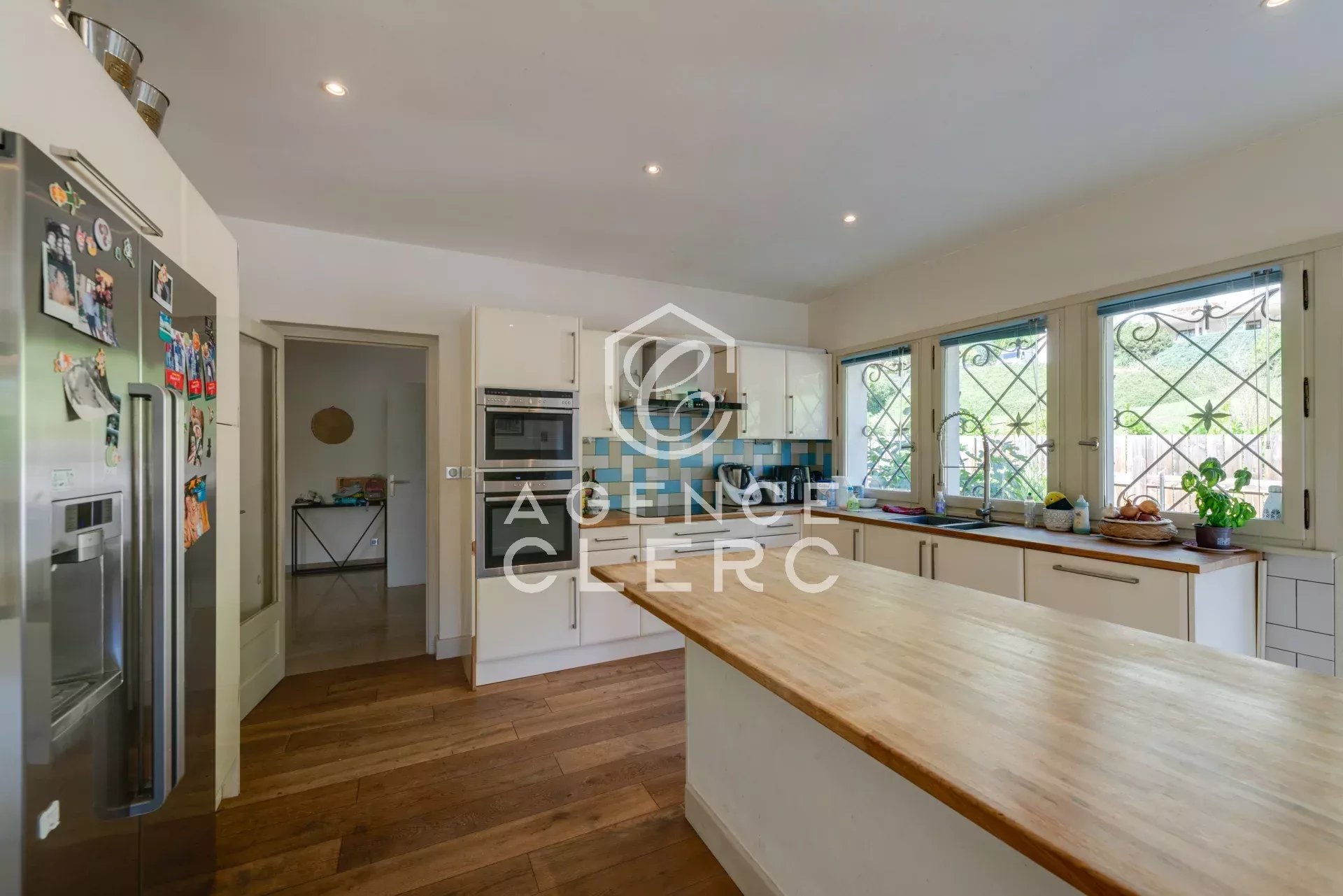 4 Bedroom Villa/Townhouse's Image 16