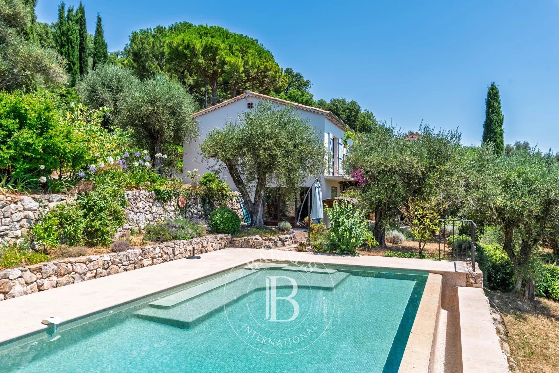 Châteauneuf-Grasse - Charm and authenticity - Panoramic sea views walking distance from town center