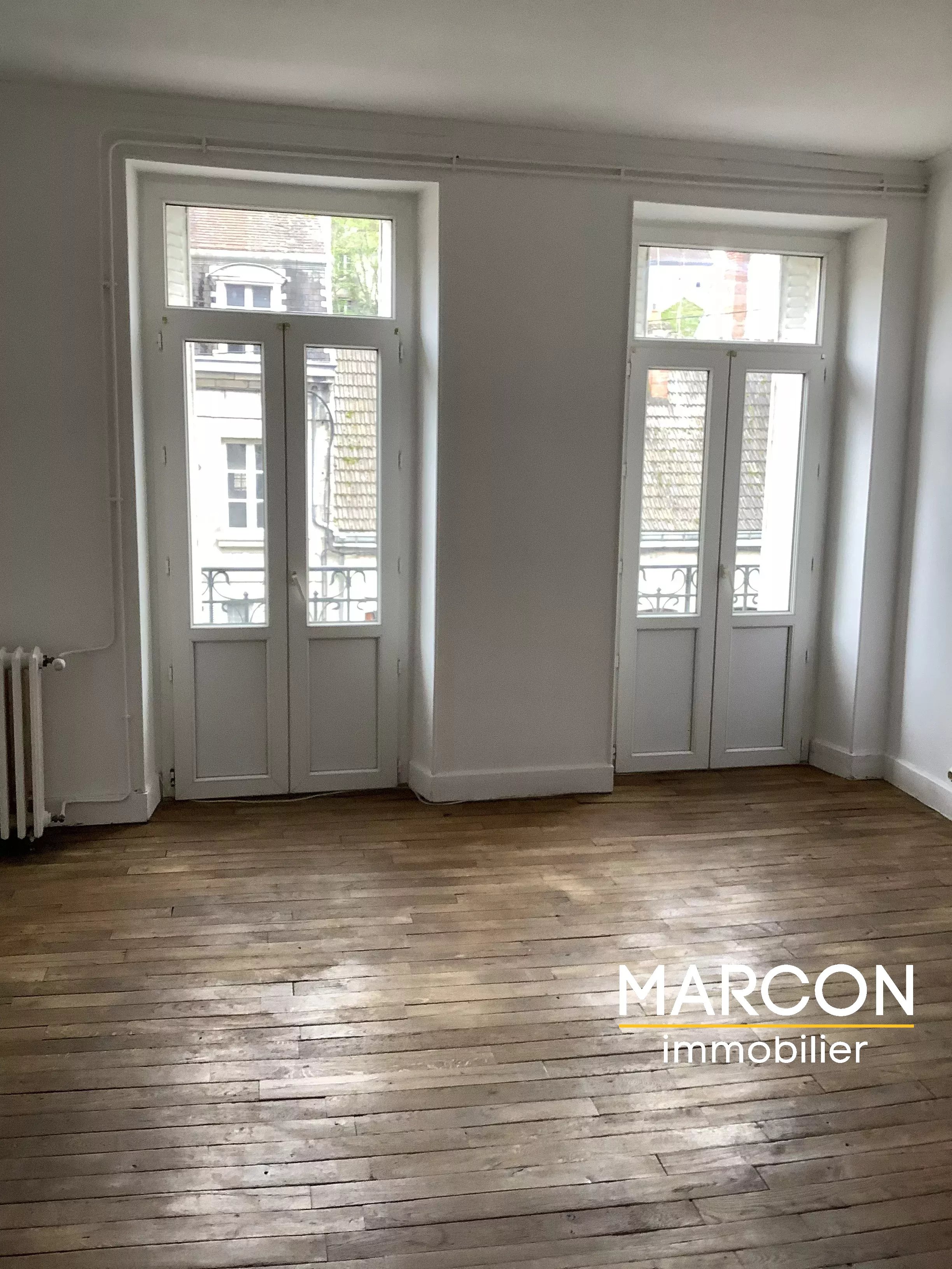 APPARTEMENT F6 - CENTRE VILLE D'AUBUSSON