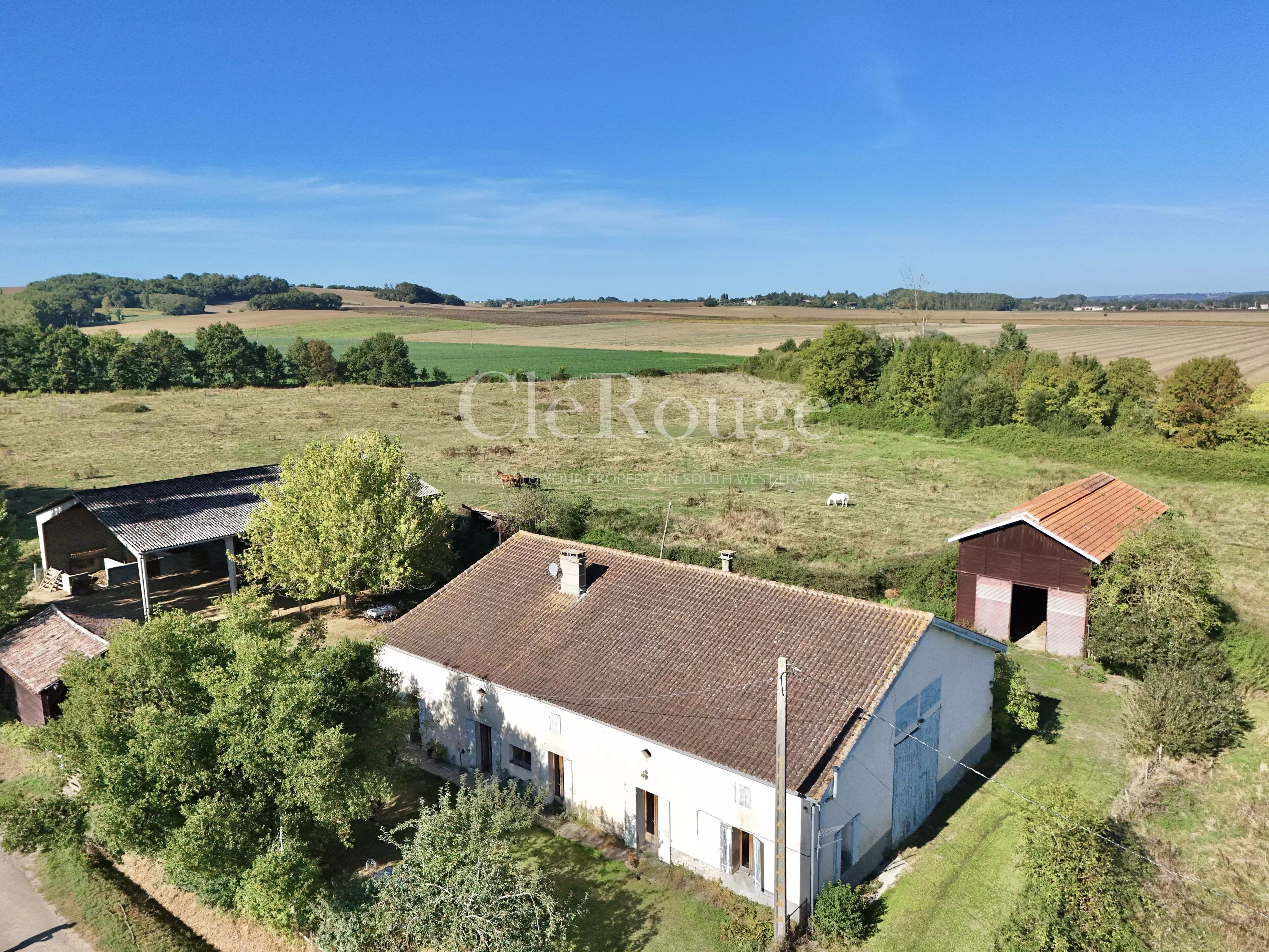 House in Duras - view 1