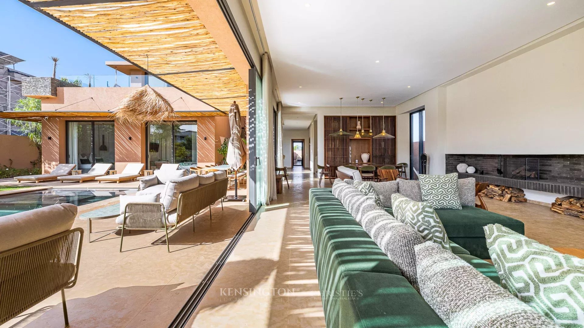 6 Bedroom Villa/Townhouse's Image 9