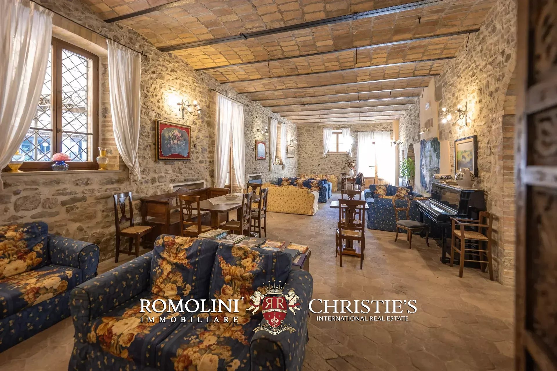 14 Bedroom Villa/Townhouse's Image 42