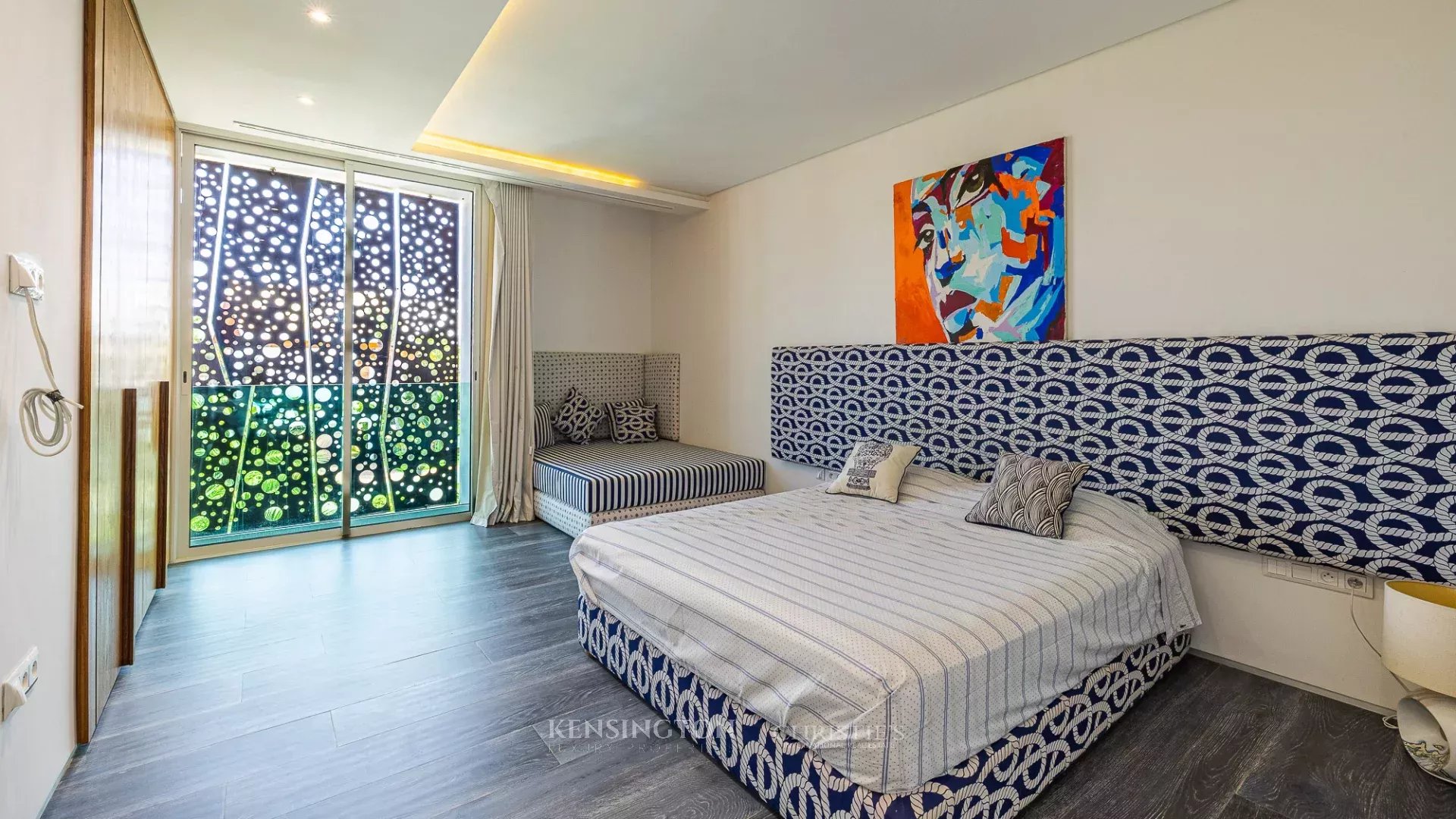 4 Bedroom Villa/Townhouse's Image 21