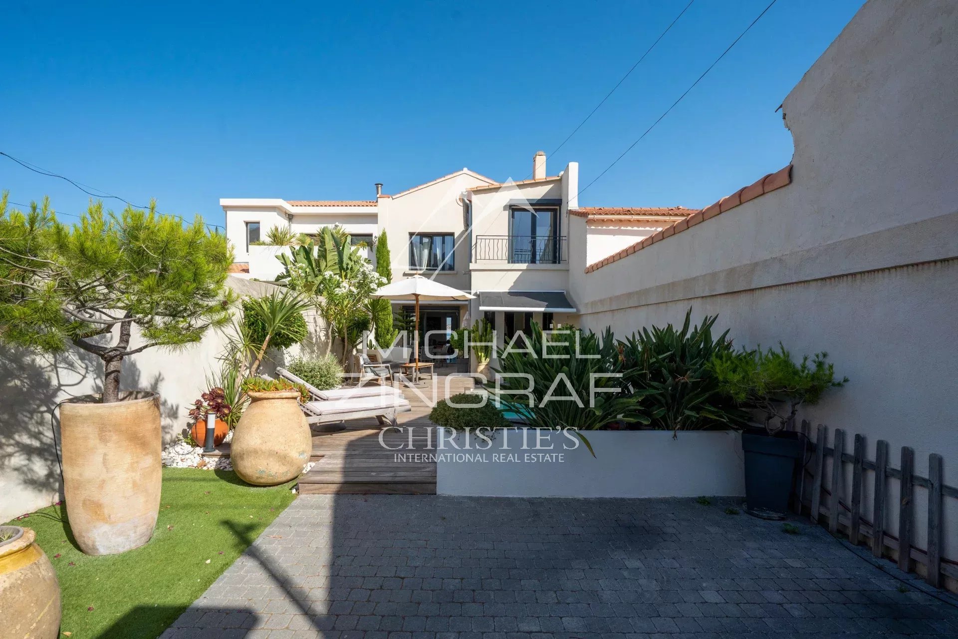 3 Bedroom Villa/Townhouse's Image 15