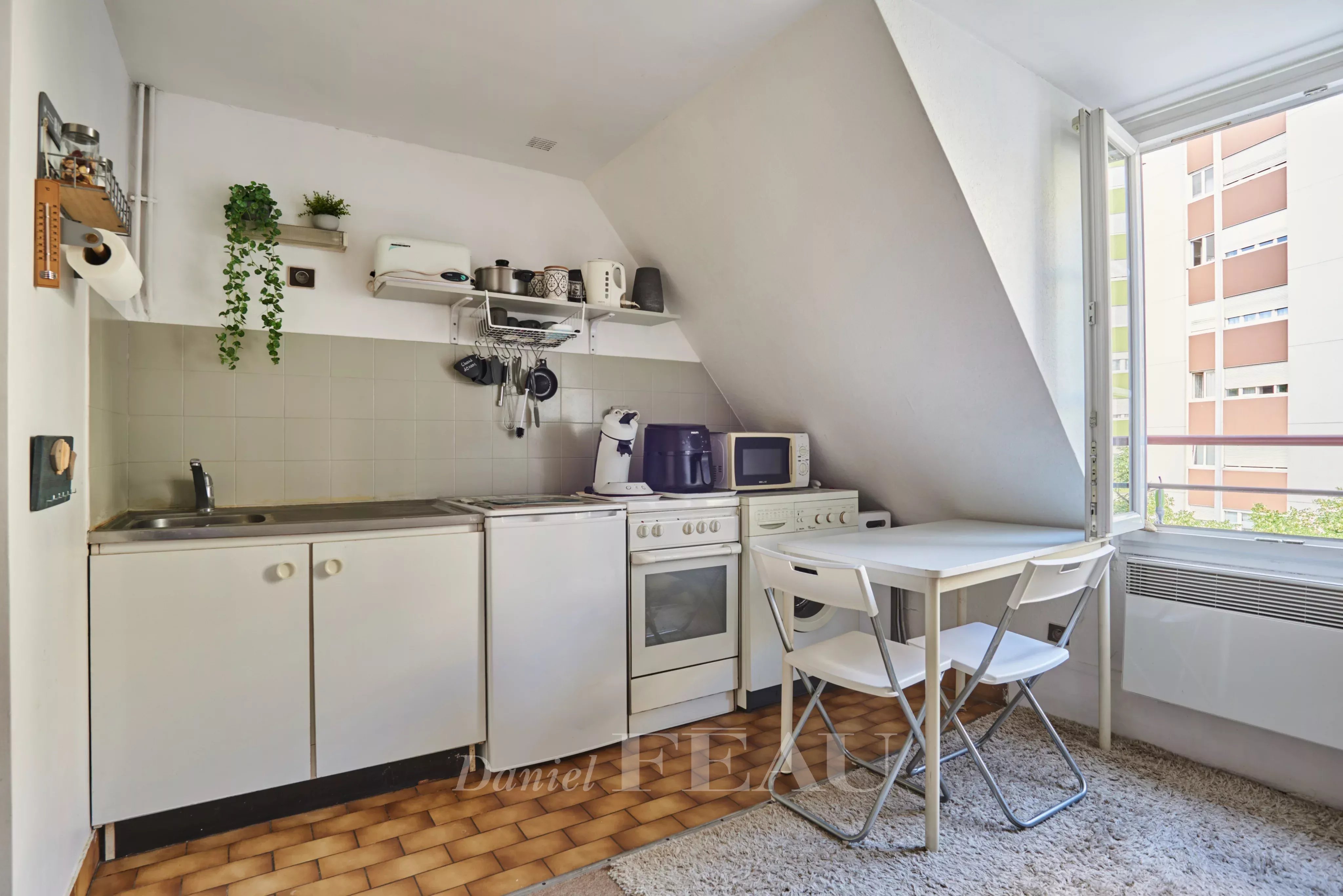 Sale Apartment Paris 14th