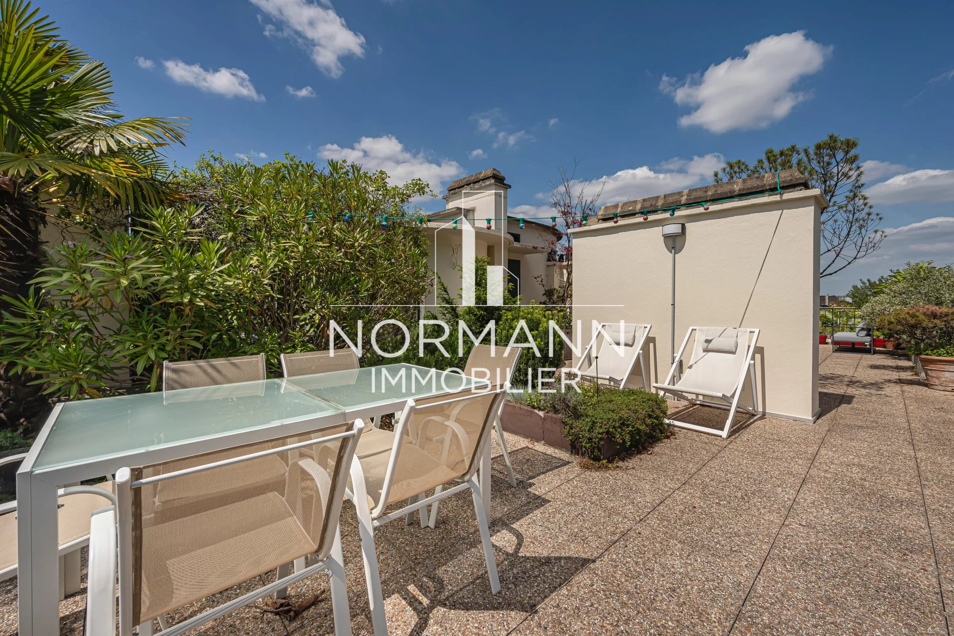 NEUILLY SUR SEINE- LONGCHAMP/DELABORDERE-3 BEDROOMS-TERRACE