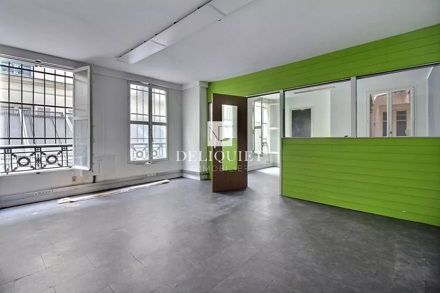 PARIS 9e - FOLIES BERGERES - A RENOVER