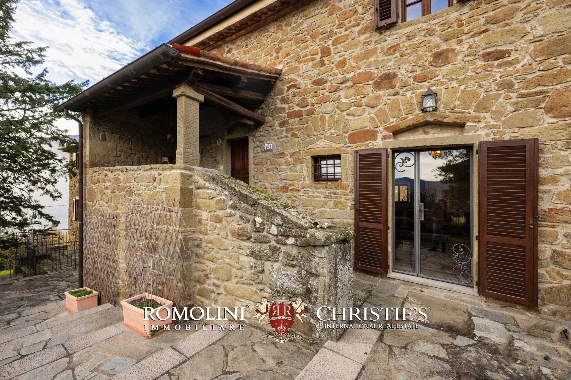 11 Bedroom Villa/Townhouse's Image 81
