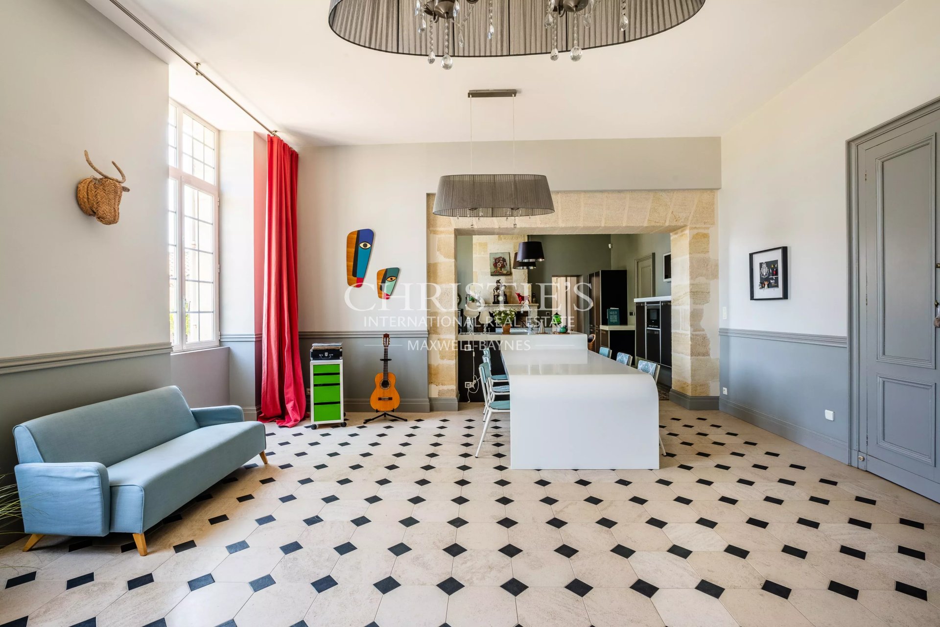5 Bedroom Villa/Townhouse's Image 6
