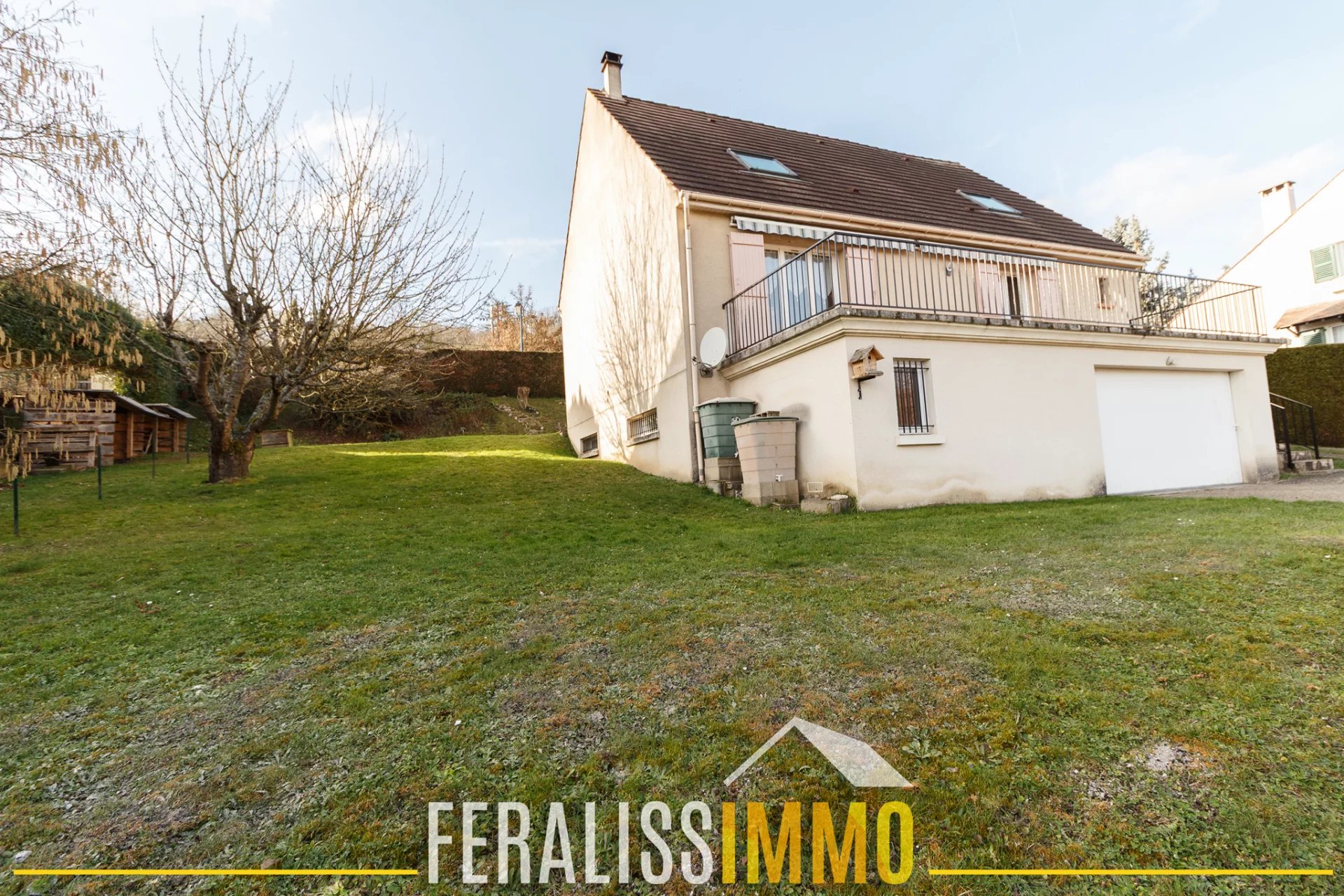 Très belle maison individuelle édifiée sur s/sol total de 13