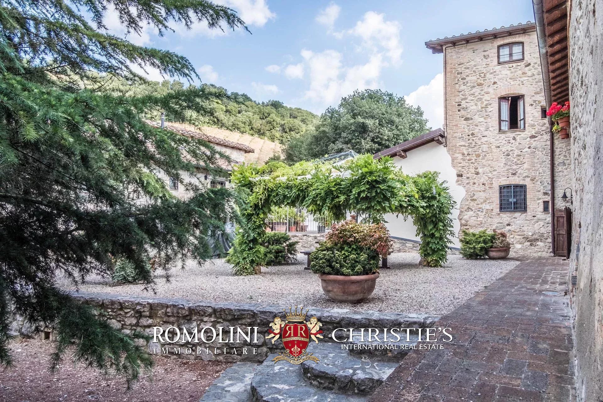 12 Bedroom Villa/Townhouse's Image 29
