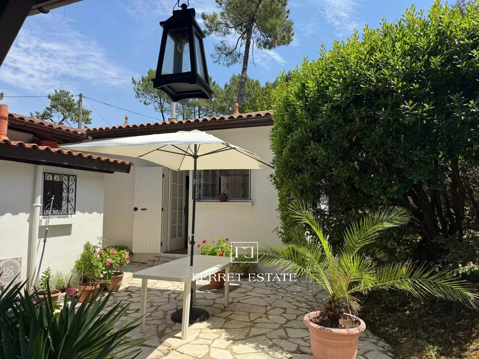 VILLA PROCHE BASSIN