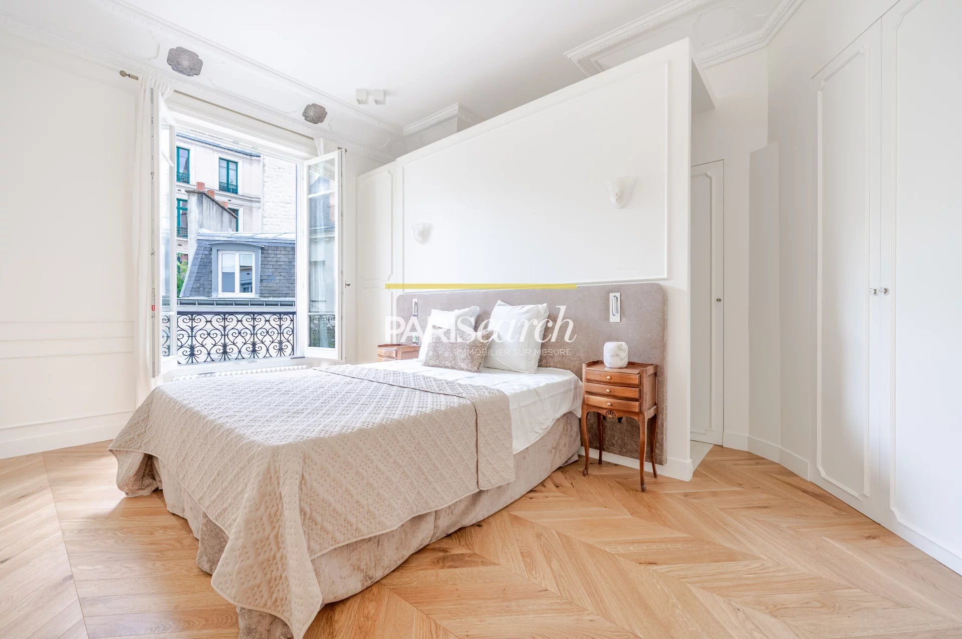 AV MARCEAU-HOTEL FOUR SEASONS