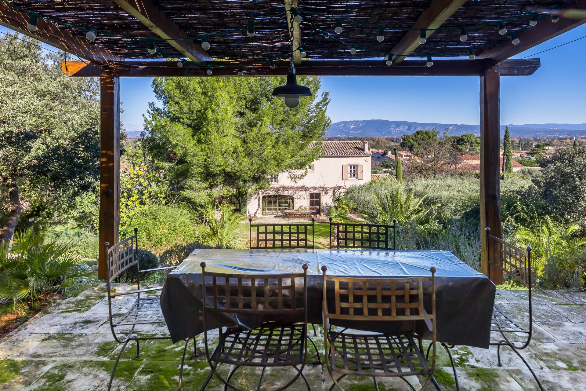 Sale Property Cavaillon