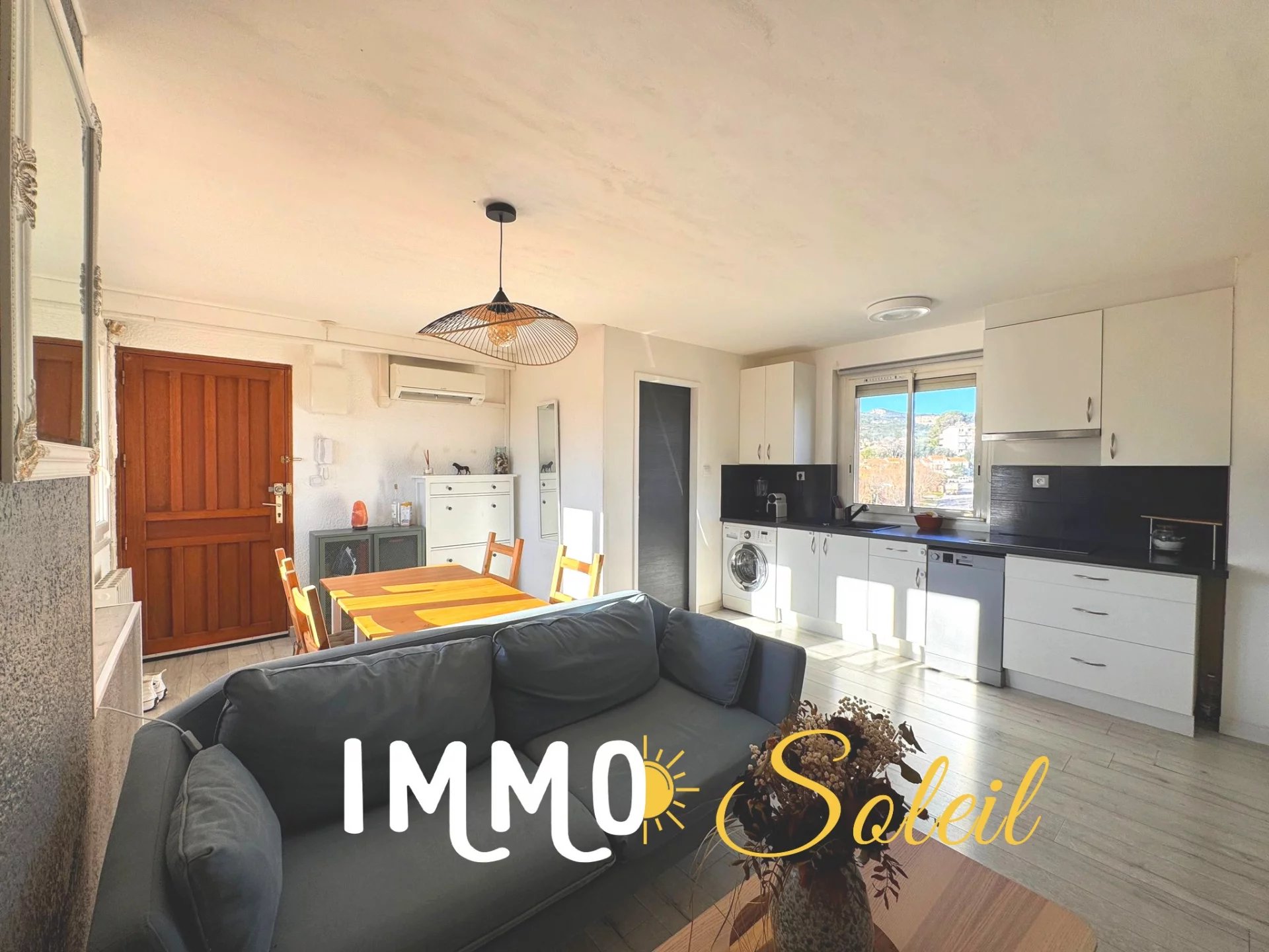 Agence immobilière de 